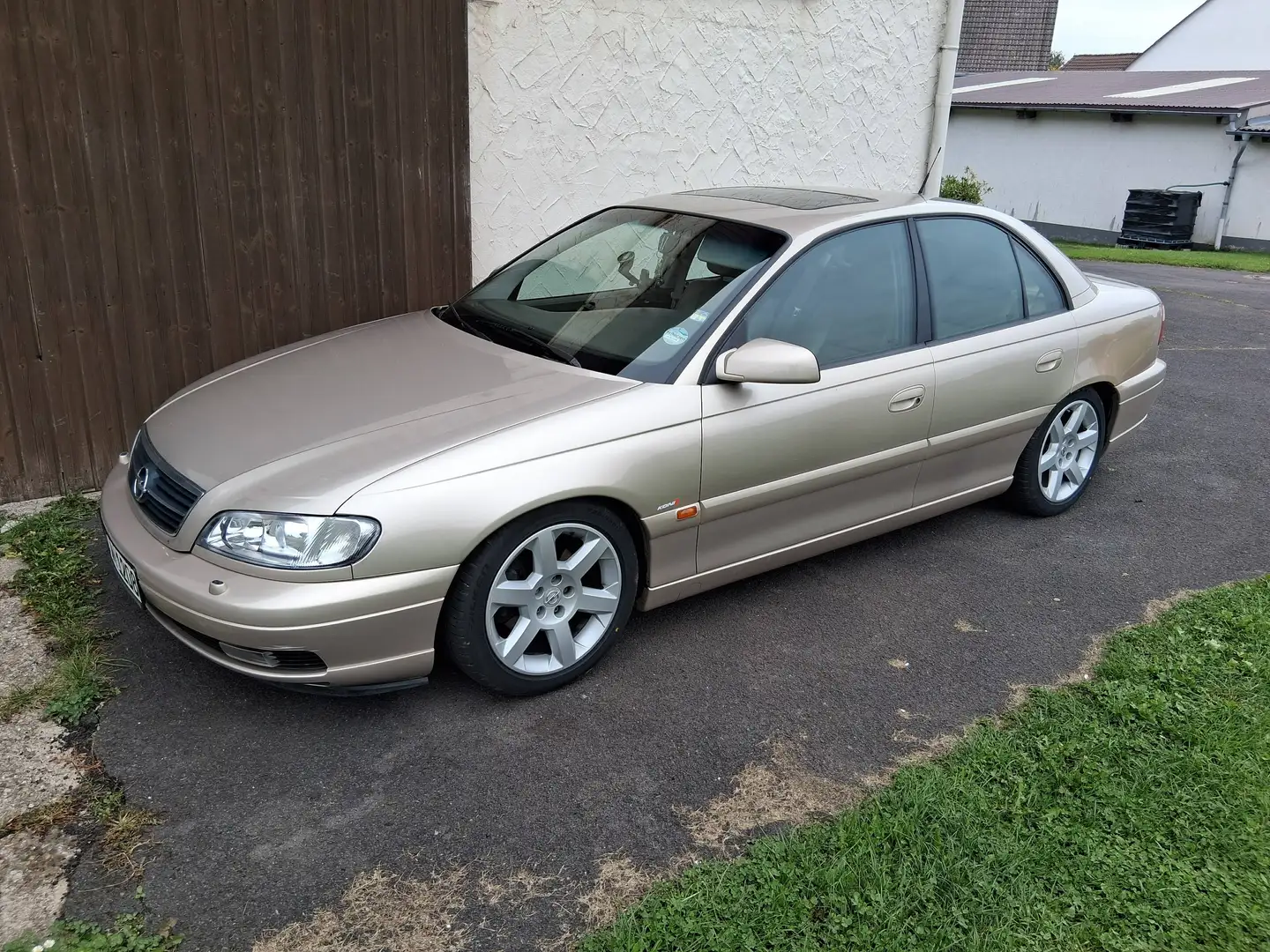 Opel Omega Omega 3.0 V6 Sport - 1