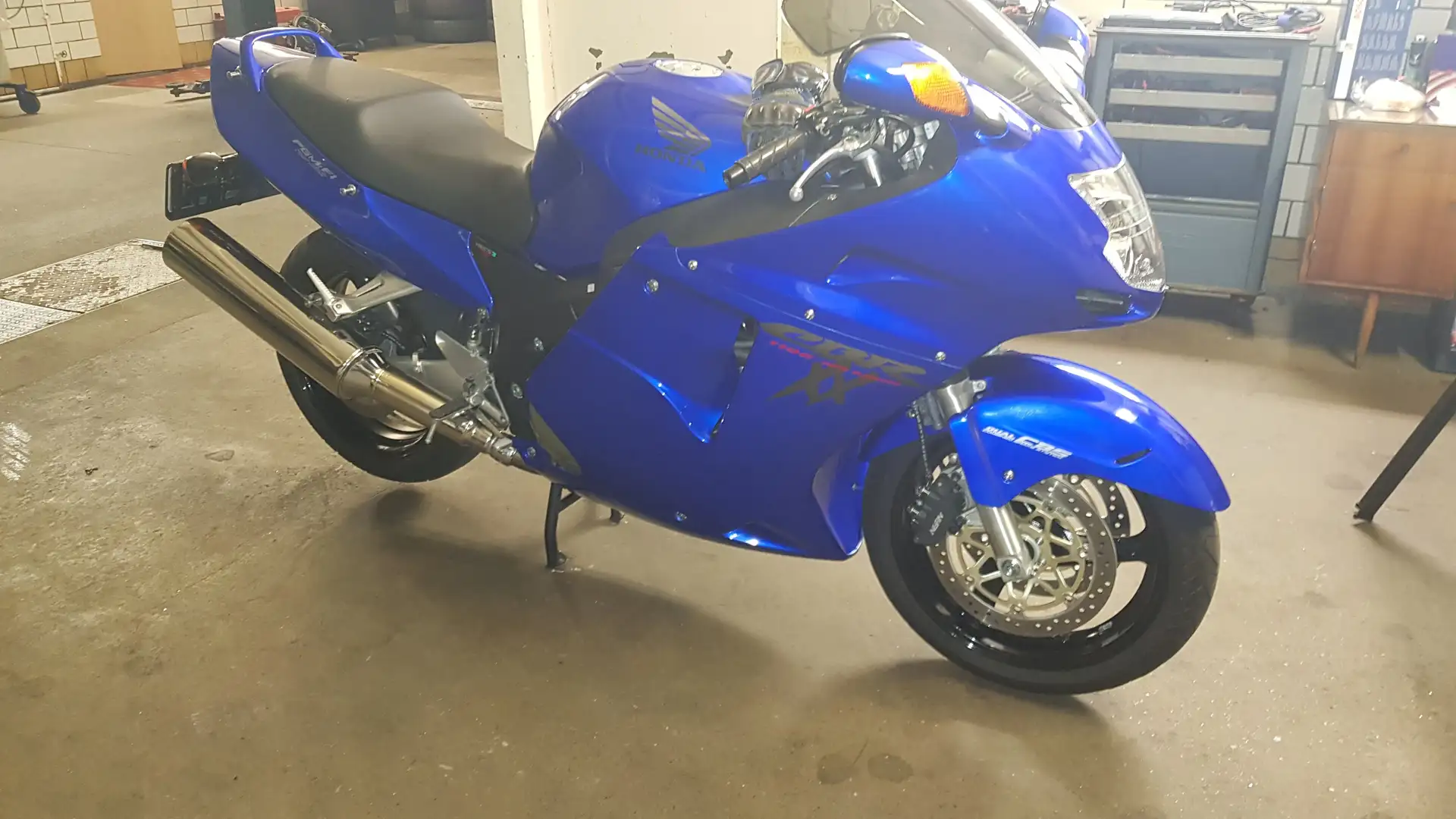 Honda CBR 1100 Albastru - 1