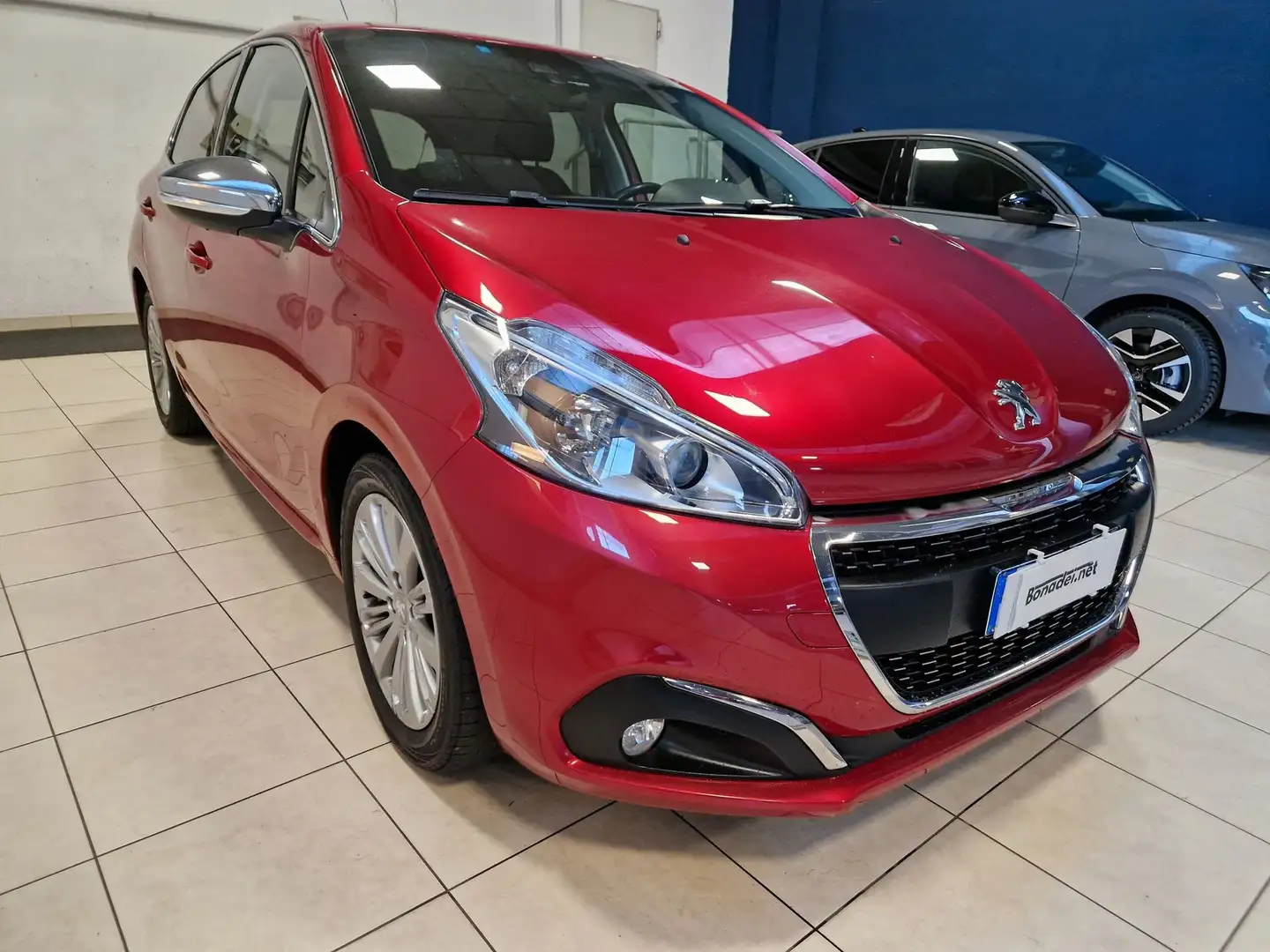 Peugeot 208 PureTech 82 5 porte Allure Rot - 2