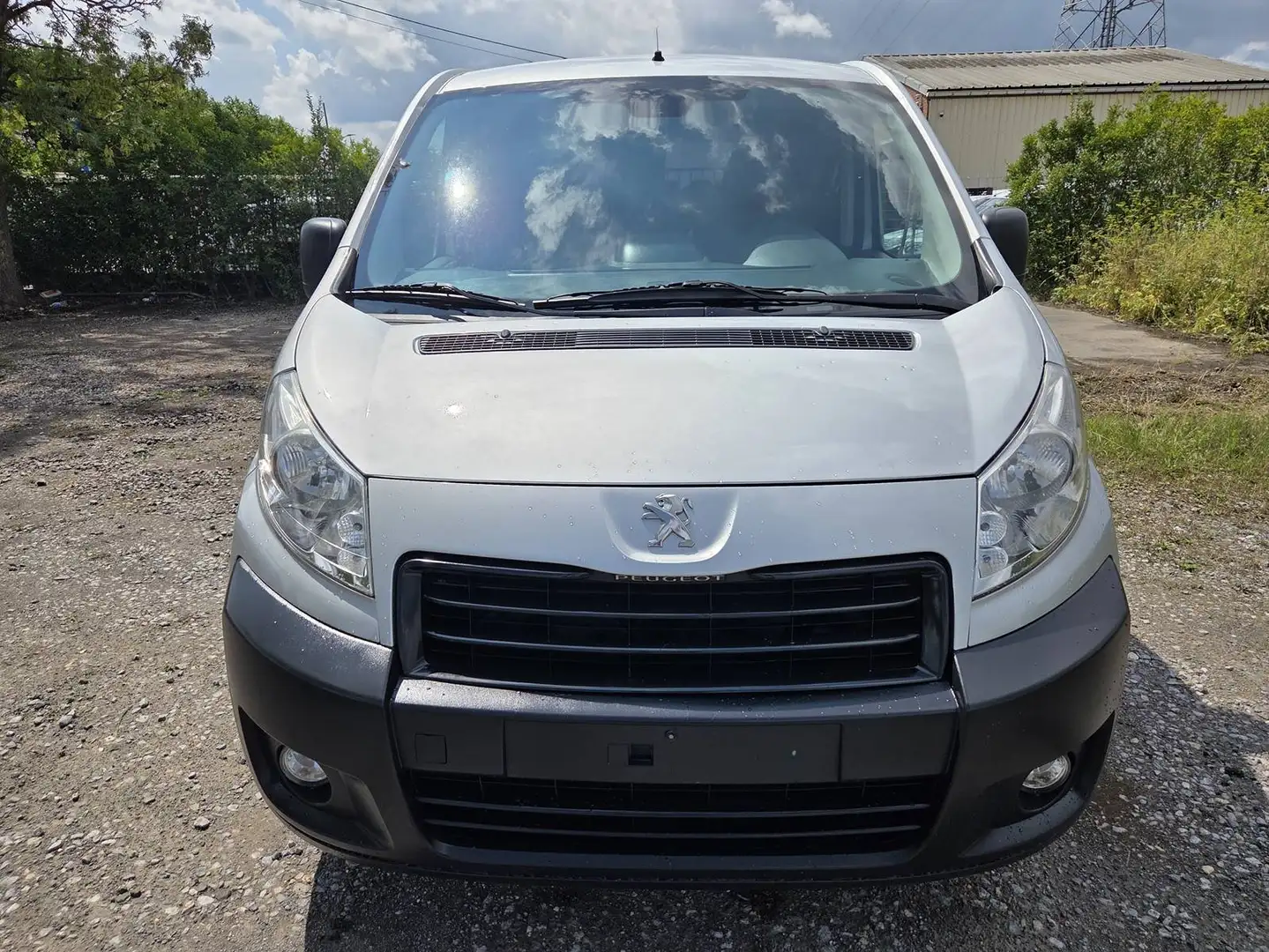 Peugeot Expert 9places Minibus 2.0hdi 130cv 94kw Airco Cruise Ezüst - 2