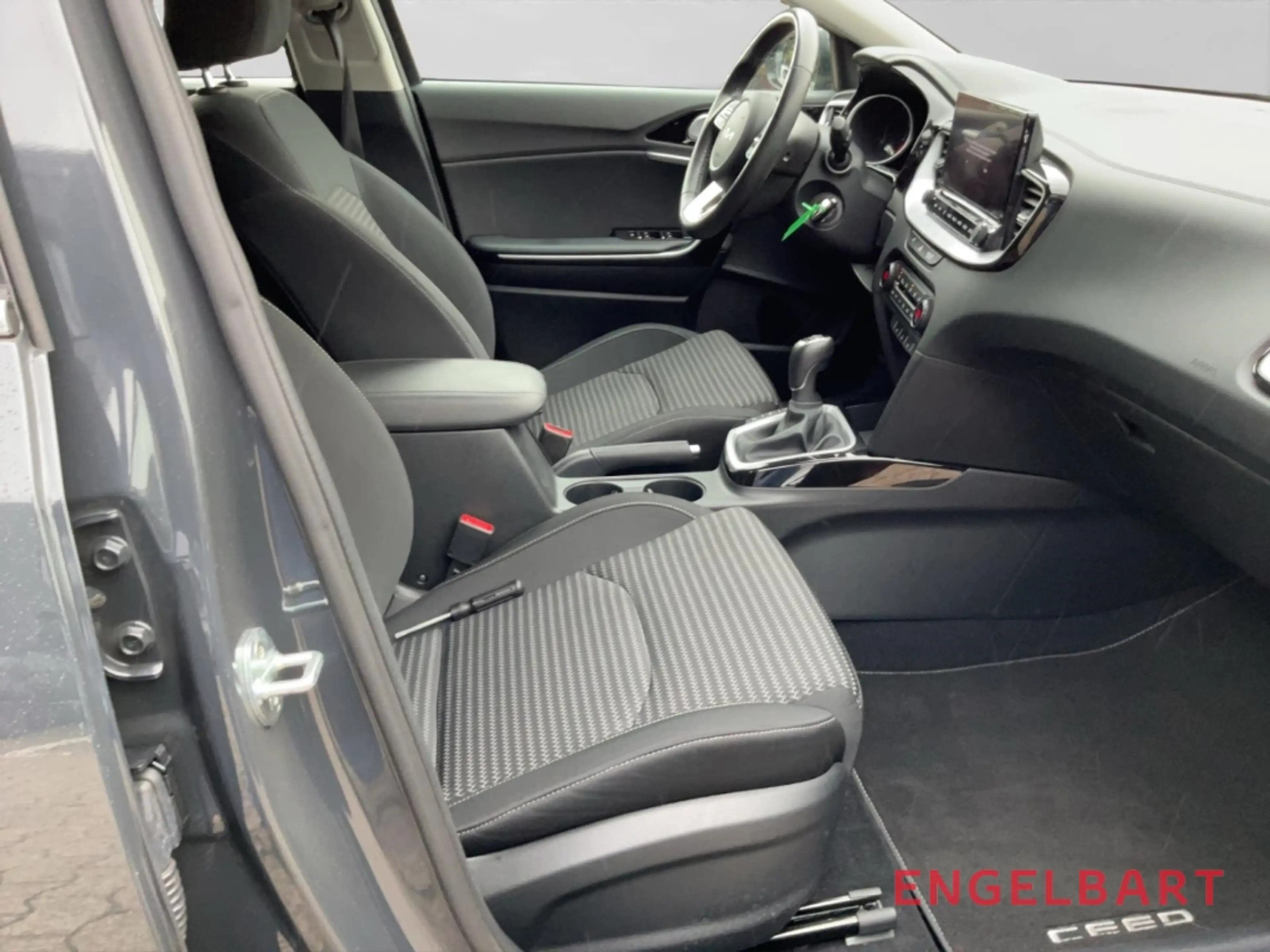 Kia Ceed / cee'd Vision Navi Digitales Cockpit Apple CarPlay Androi — photo 11