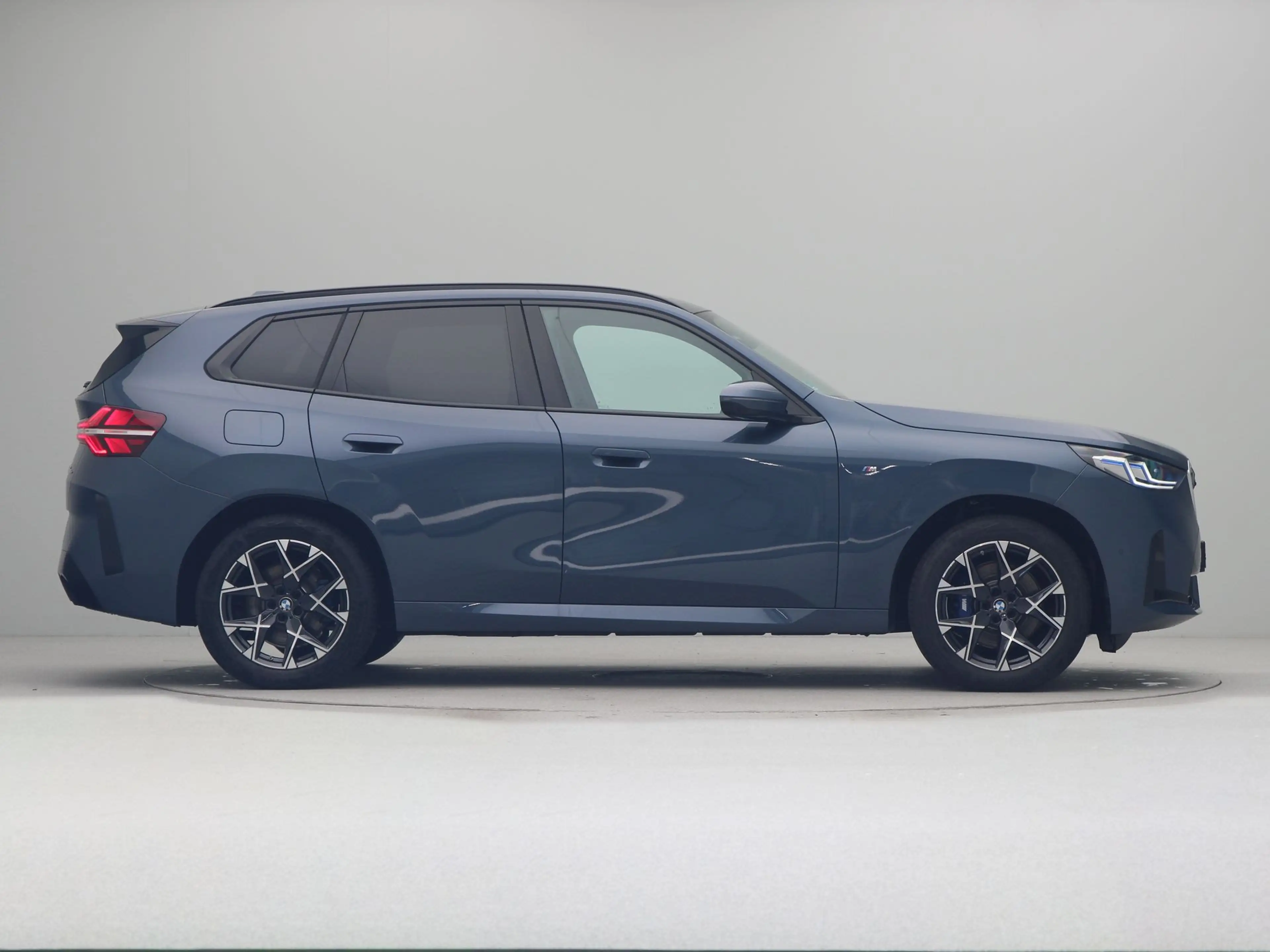 BMW X3 30e xDrive — photo 8