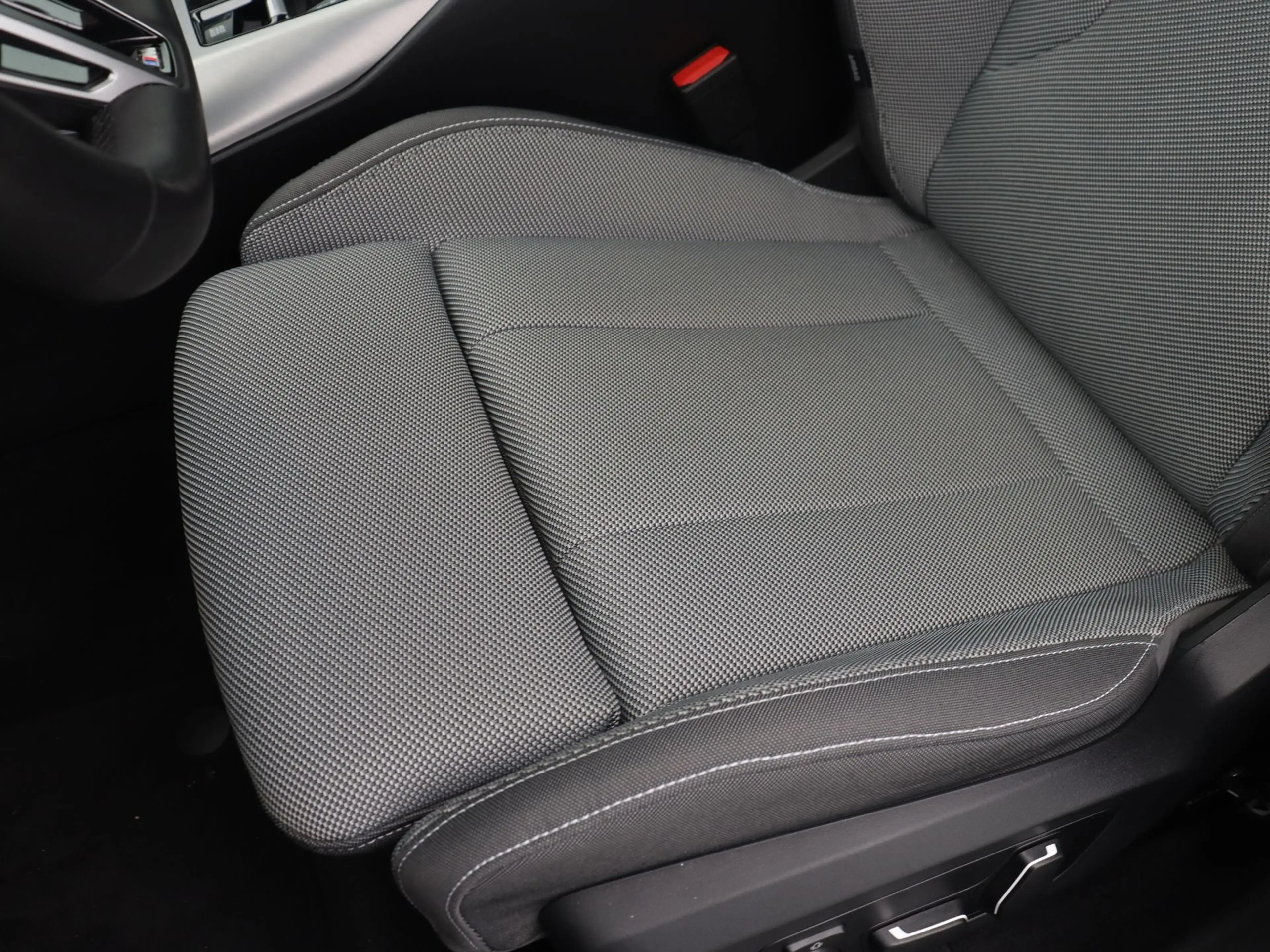 BMW X3 30e xDrive — photo 15