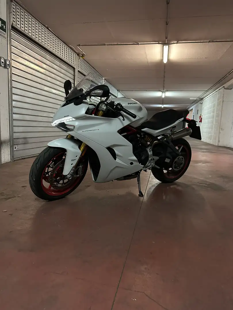 Ducati SuperSport S full ohlins akrapovic conpleto prezzo trattabile Bianco - 1