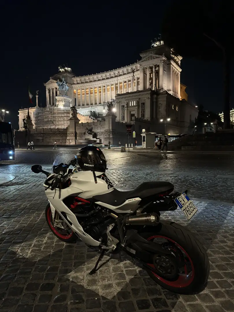 Ducati SuperSport S full ohlins akrapovic conpleto prezzo trattabile Bianco - 2
