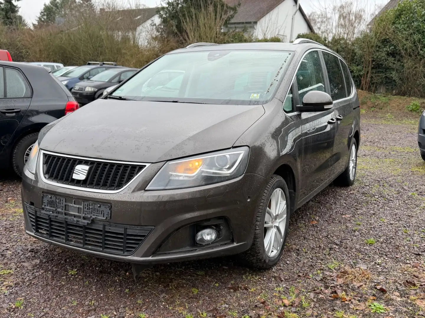 SEAT Alhambra 2.0 TDi Unfallfahrzeug Brun - 1