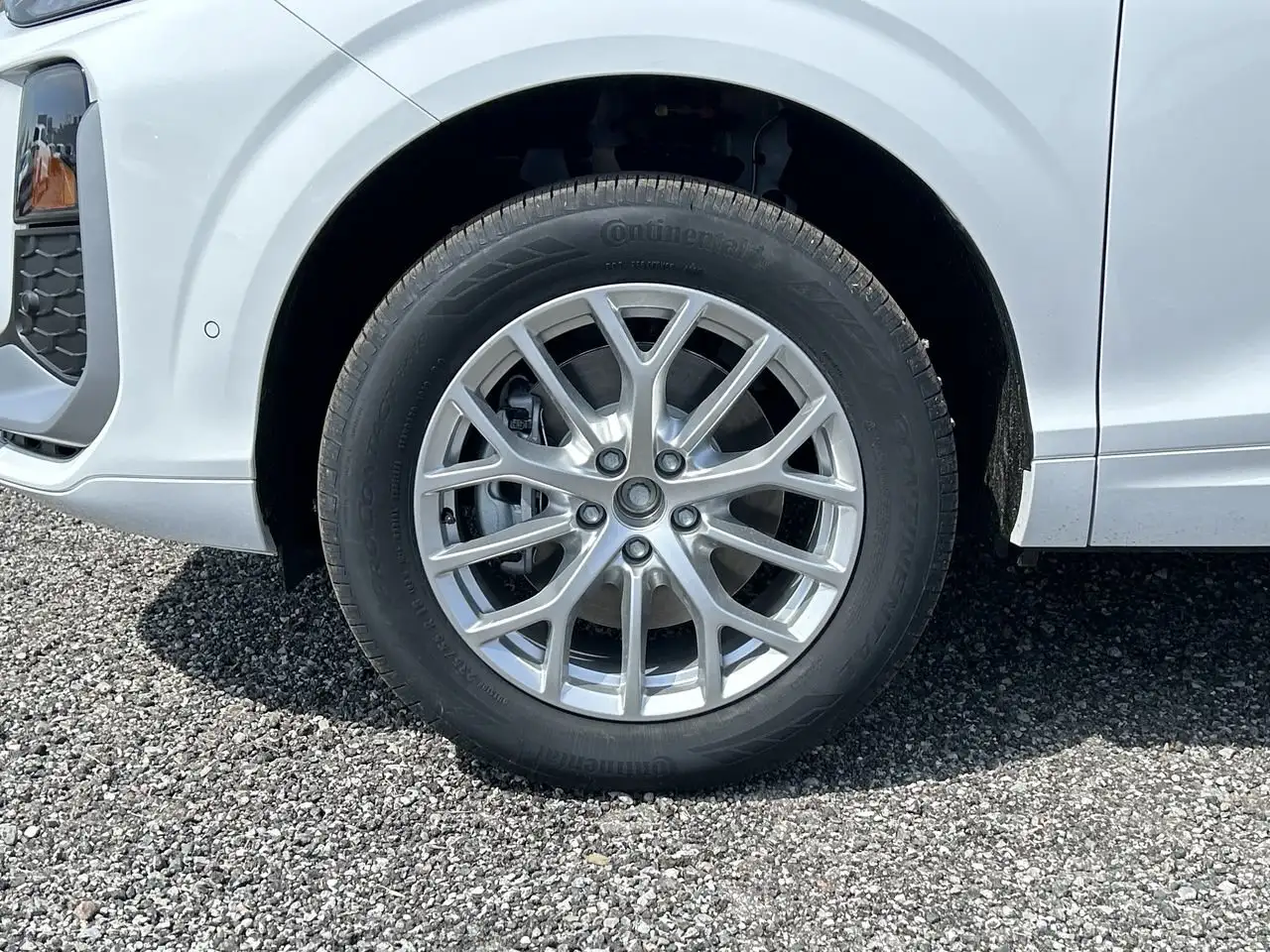 Audi Q3 снимка Audi Q3