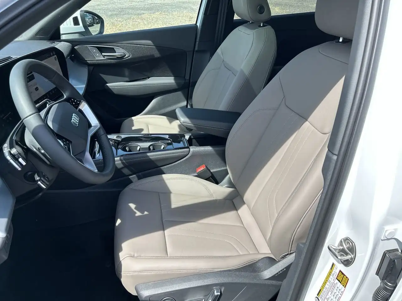 Audi Q3 снимка Audi Q3