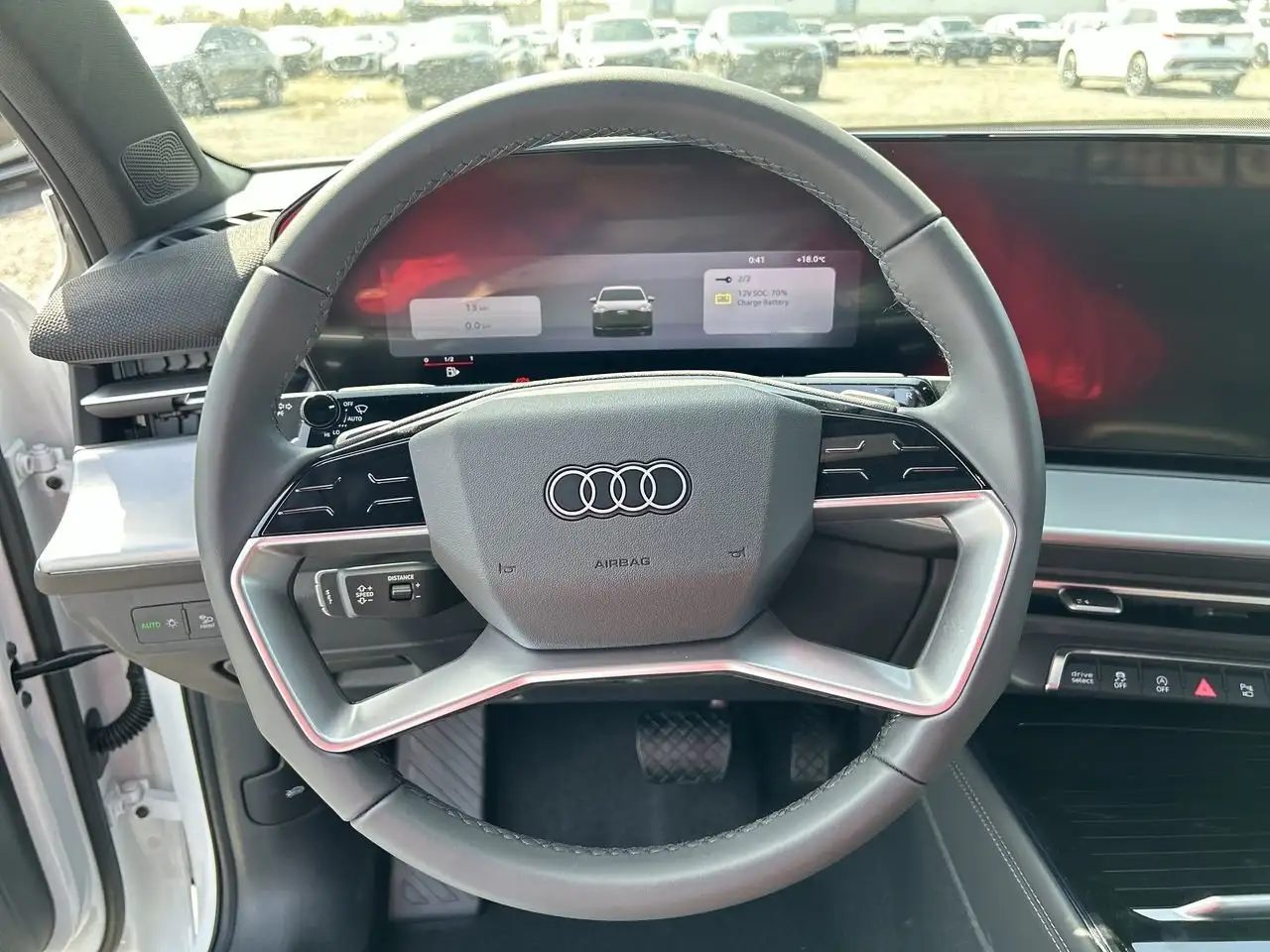 Audi Q3 снимка Audi Q3