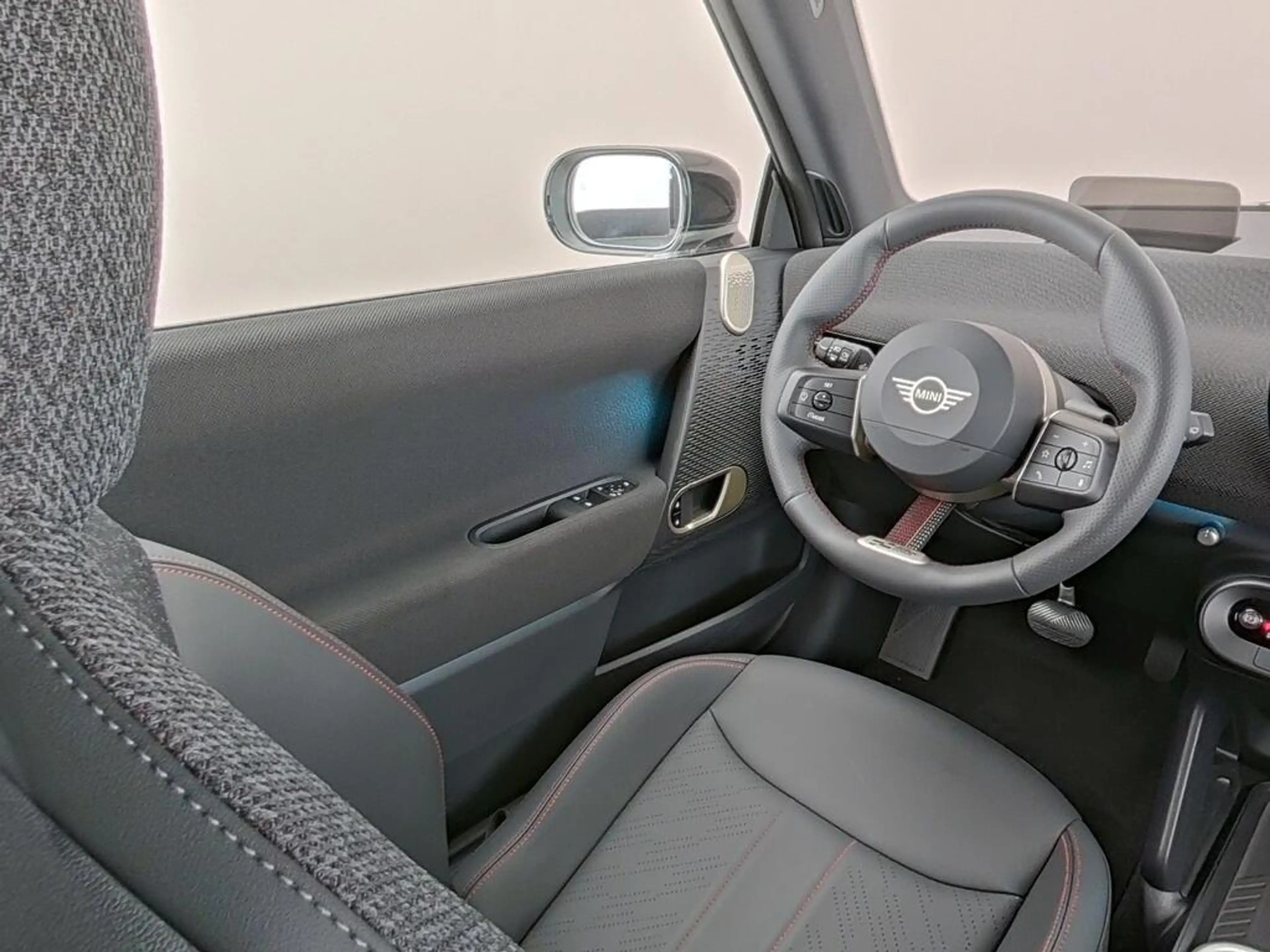 MINI John Cooper Works 3-Deurs SE Cooper L 54.2 kWh — photo 4
