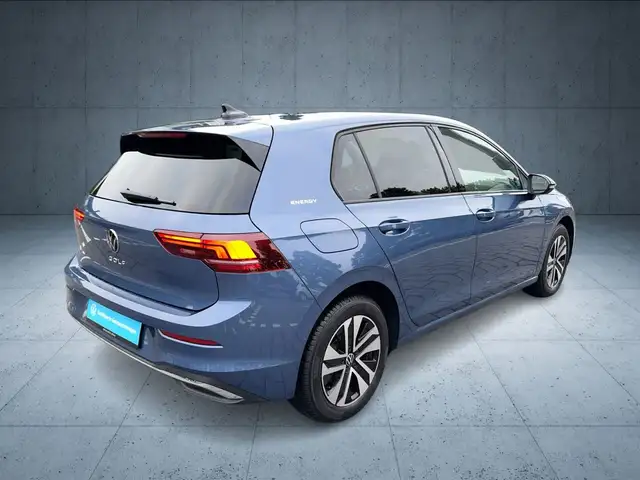 Volkswagen Golf view 6