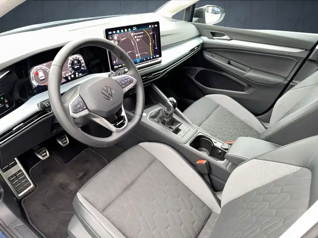 Volkswagen Golf view 10
