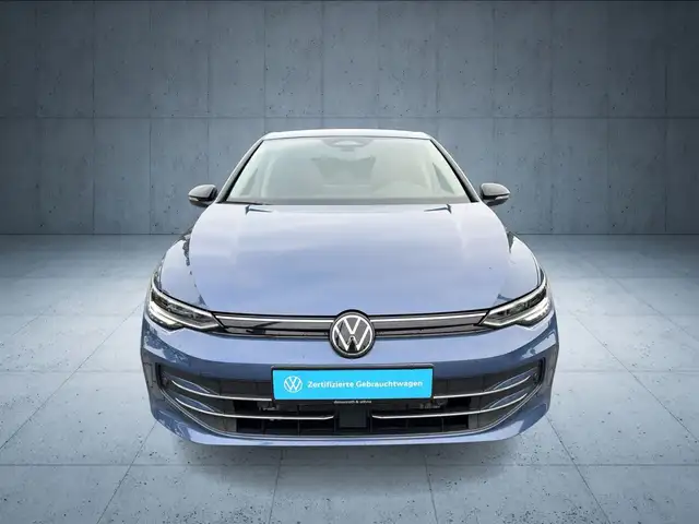 Volkswagen Golf view 9