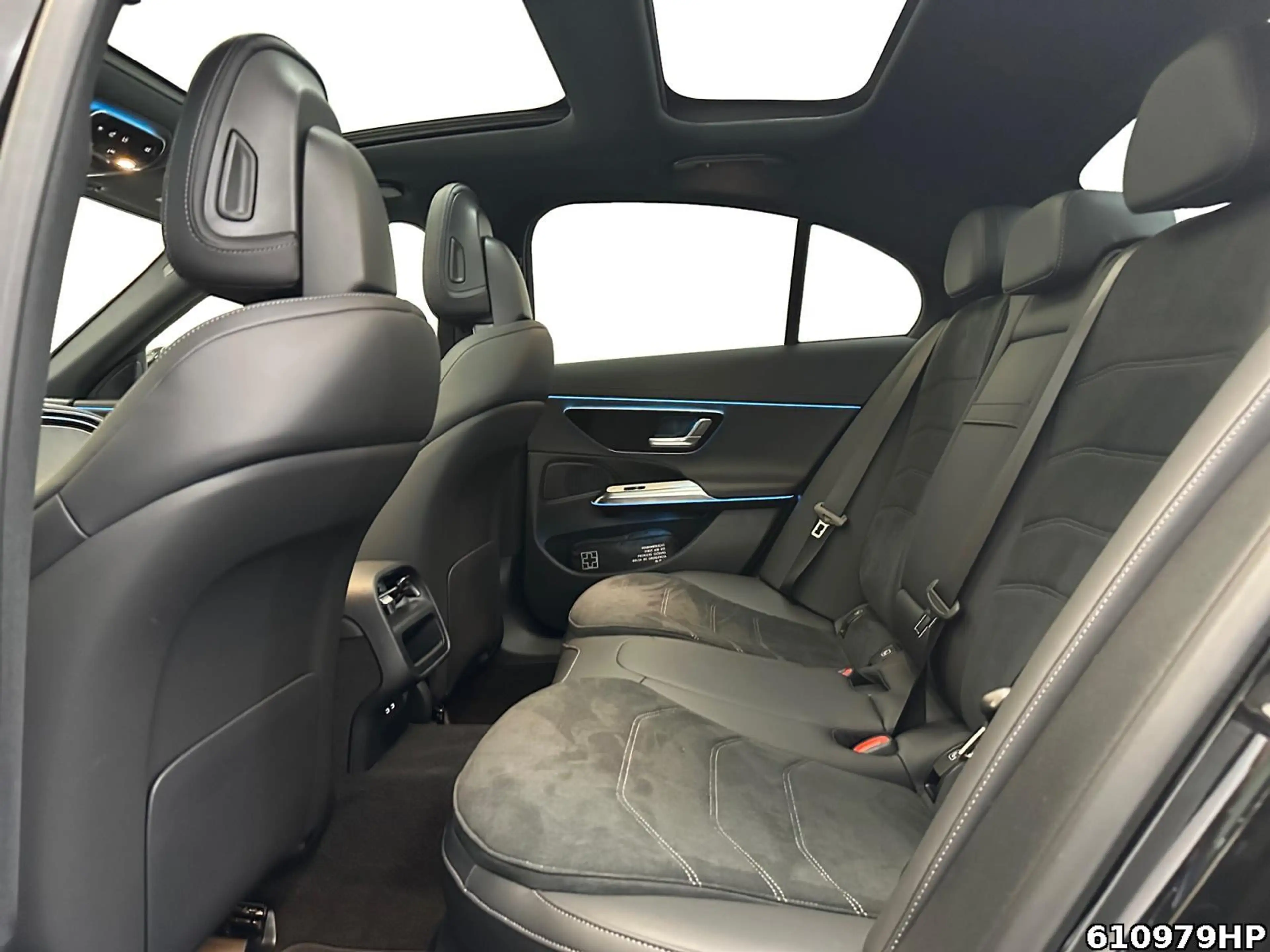 Mercedes-Benz E 300 e AMG Pano Night DIGITAL LIGHT Distronic. — photo 11