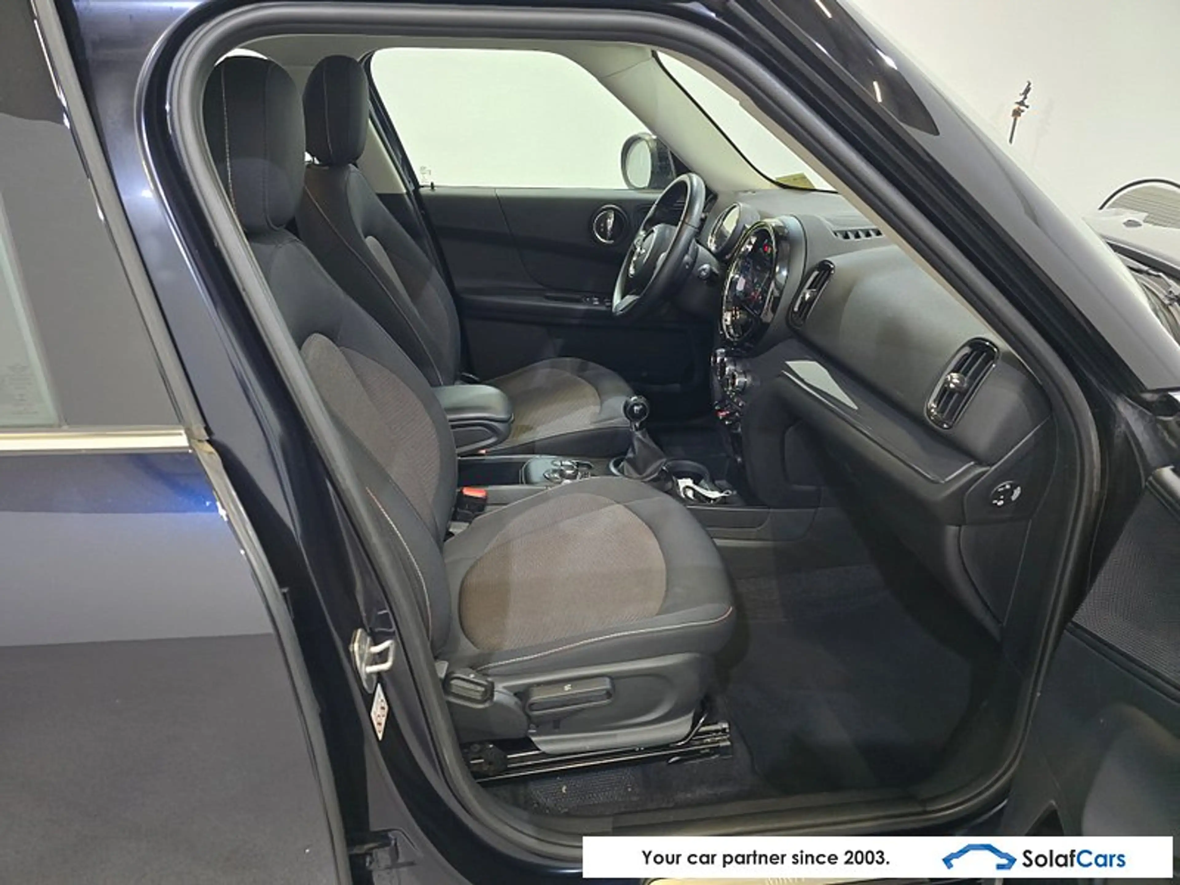 MINI Cooper D Countryman — photo 11