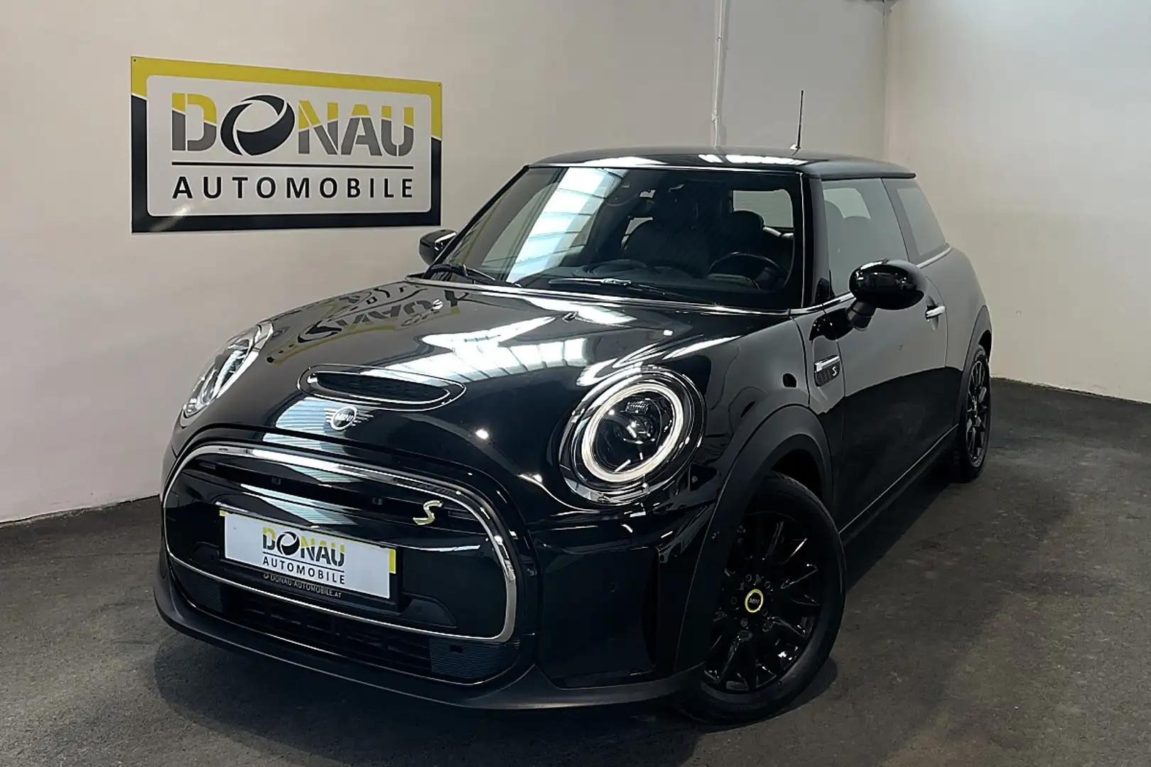 MINI Cooper S MINI Cooper SE 32,6kWh Aut. * Abstandstempomat ... Schwarz - 1