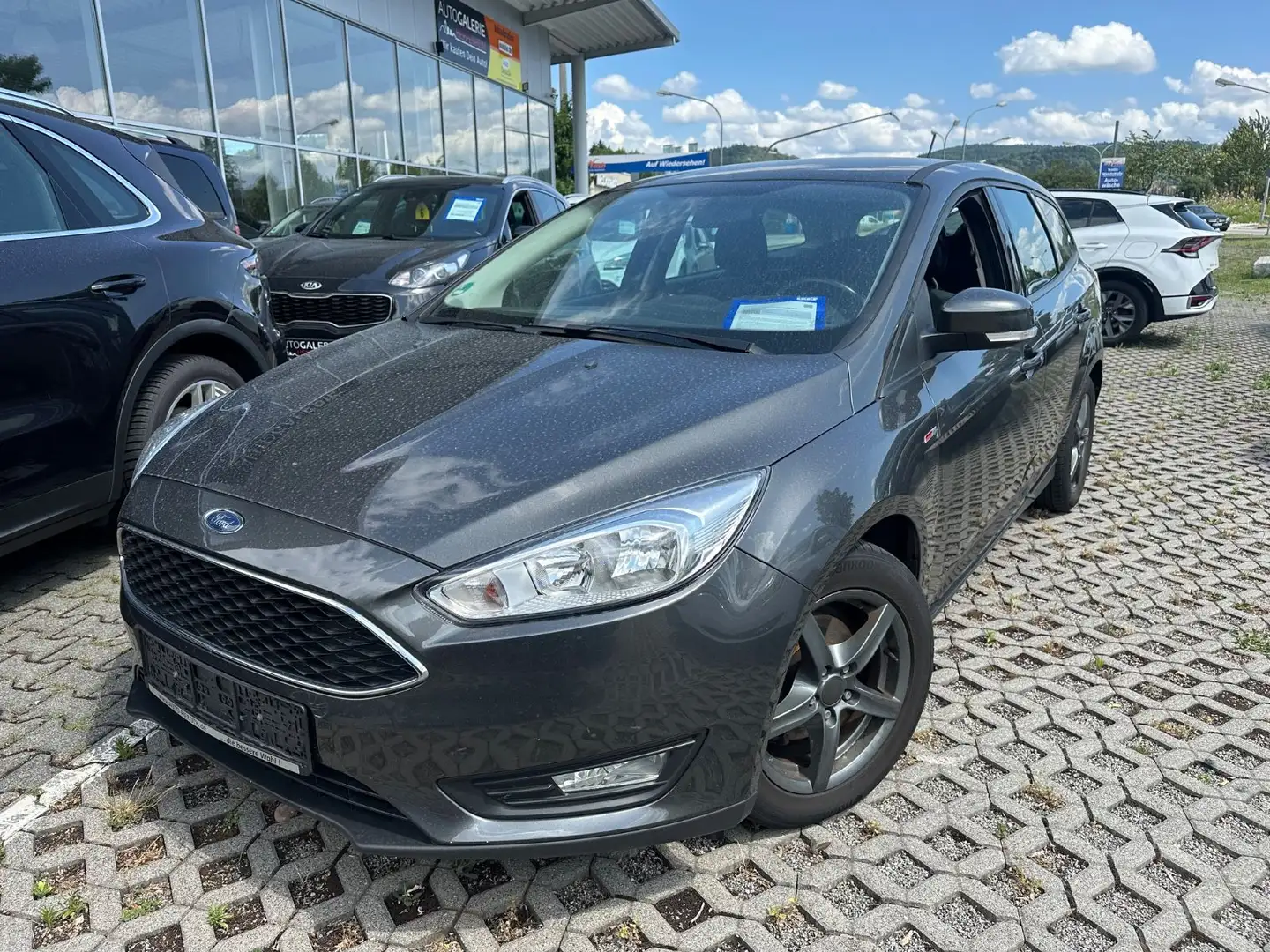 Ford Focus Turnier Business/KLIMA/NAVI/Motorschaden Grau - 1