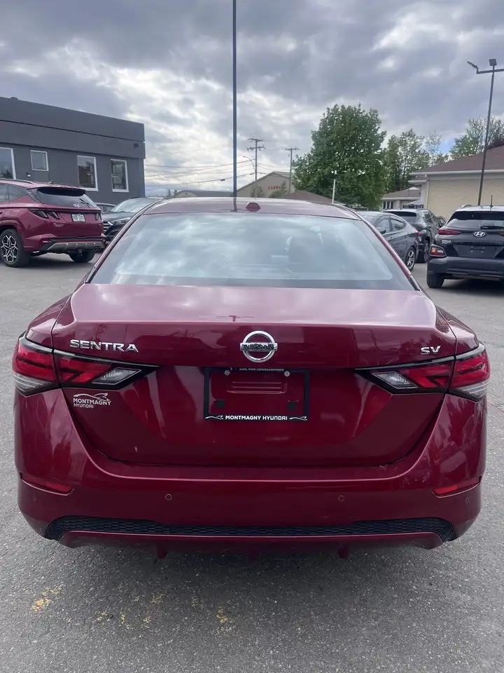 Nissan Sentra снимка Nissan Sentra