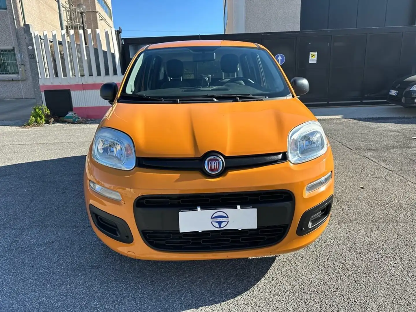 Fiat Panda 1.0 FireFly S&S Hybrid Arancione - 2