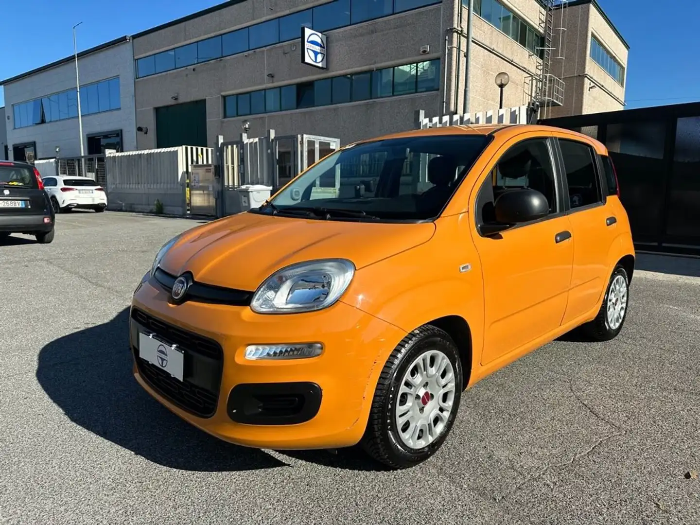 Fiat Panda 1.0 FireFly S&S Hybrid Arancione - 1