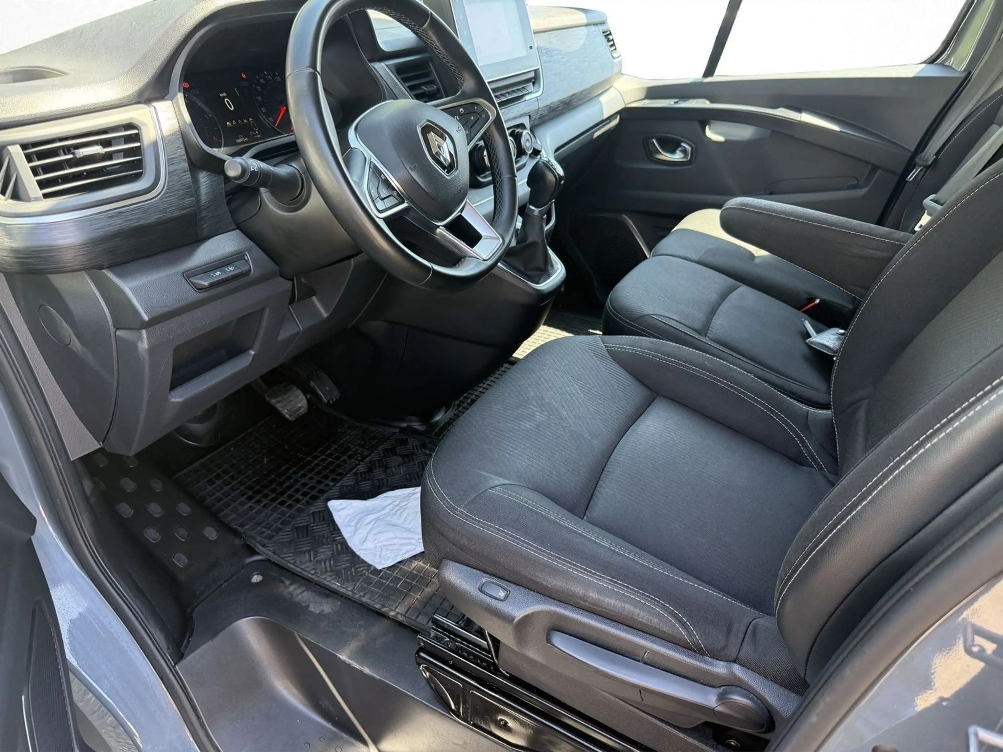 Renault Trafic Trafic Combi L2H1 3,0t  Life — photo 9