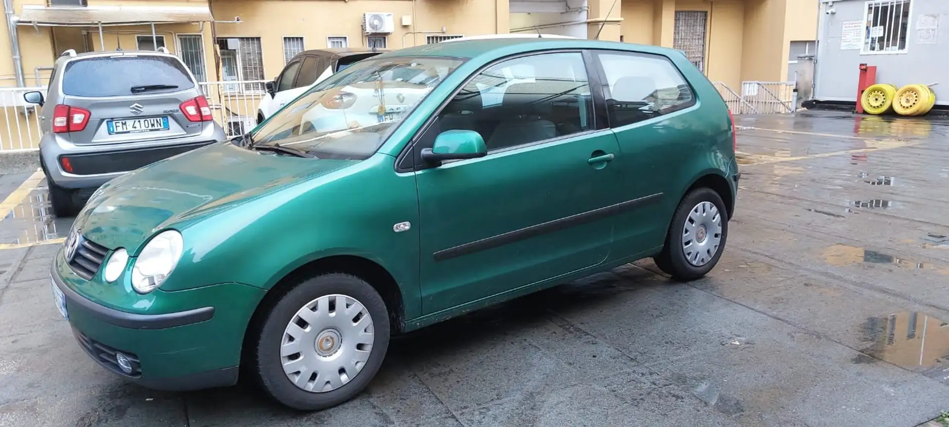 Volkswagen Polo Polo 5p 1.4 Comfortline CL Verde - 2