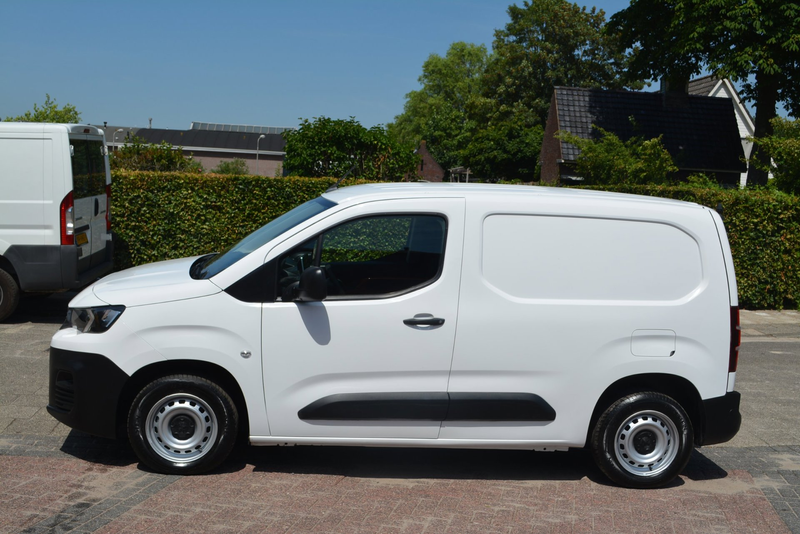 Peugeot Partner 1.5 BlueHDI Premium — photo 4