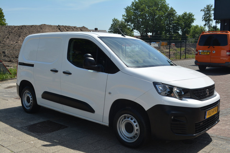 Peugeot Partner 1.5 BlueHDI Premium — photo 9