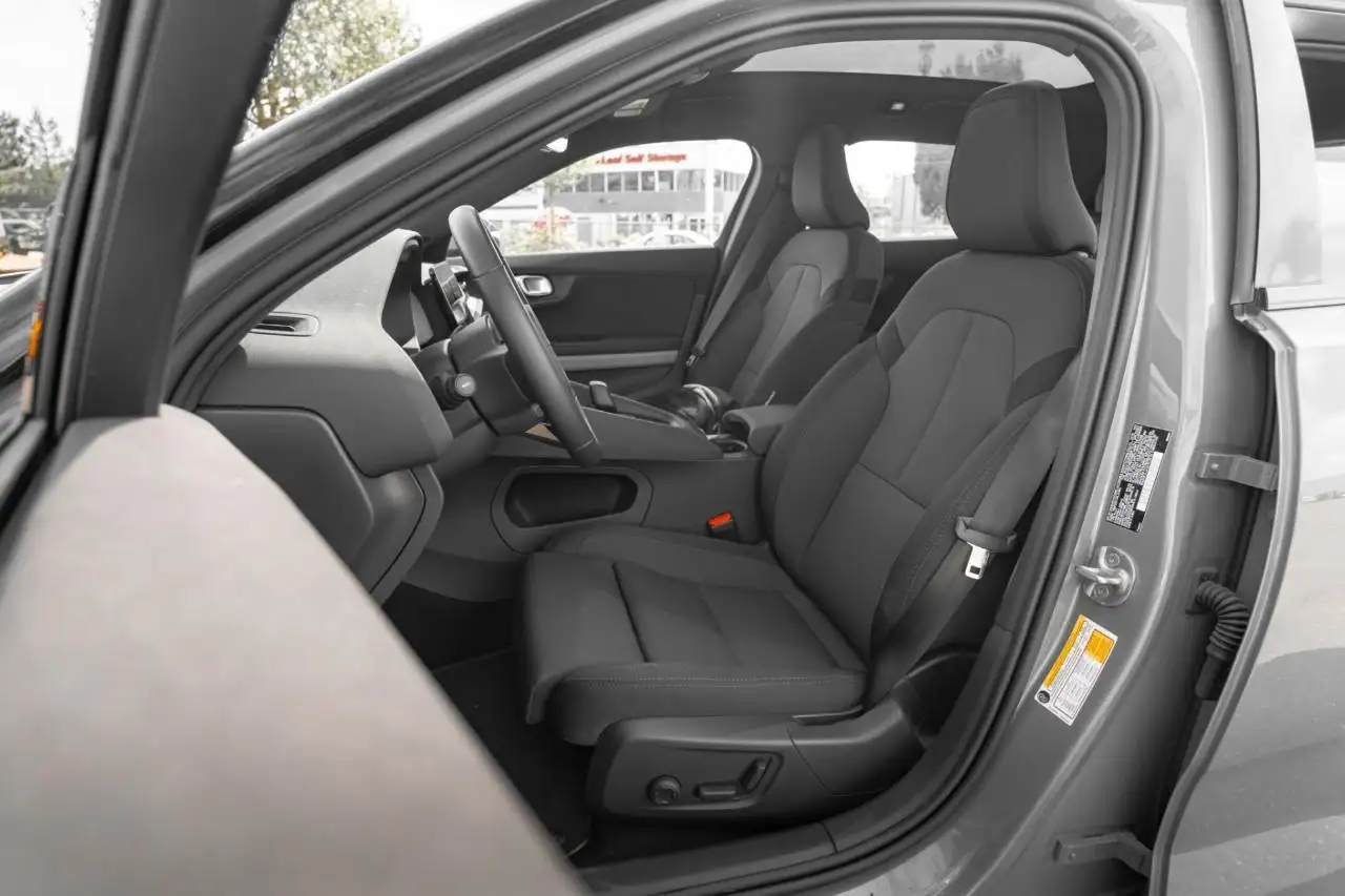 Polestar 2 снимка Polestar 2