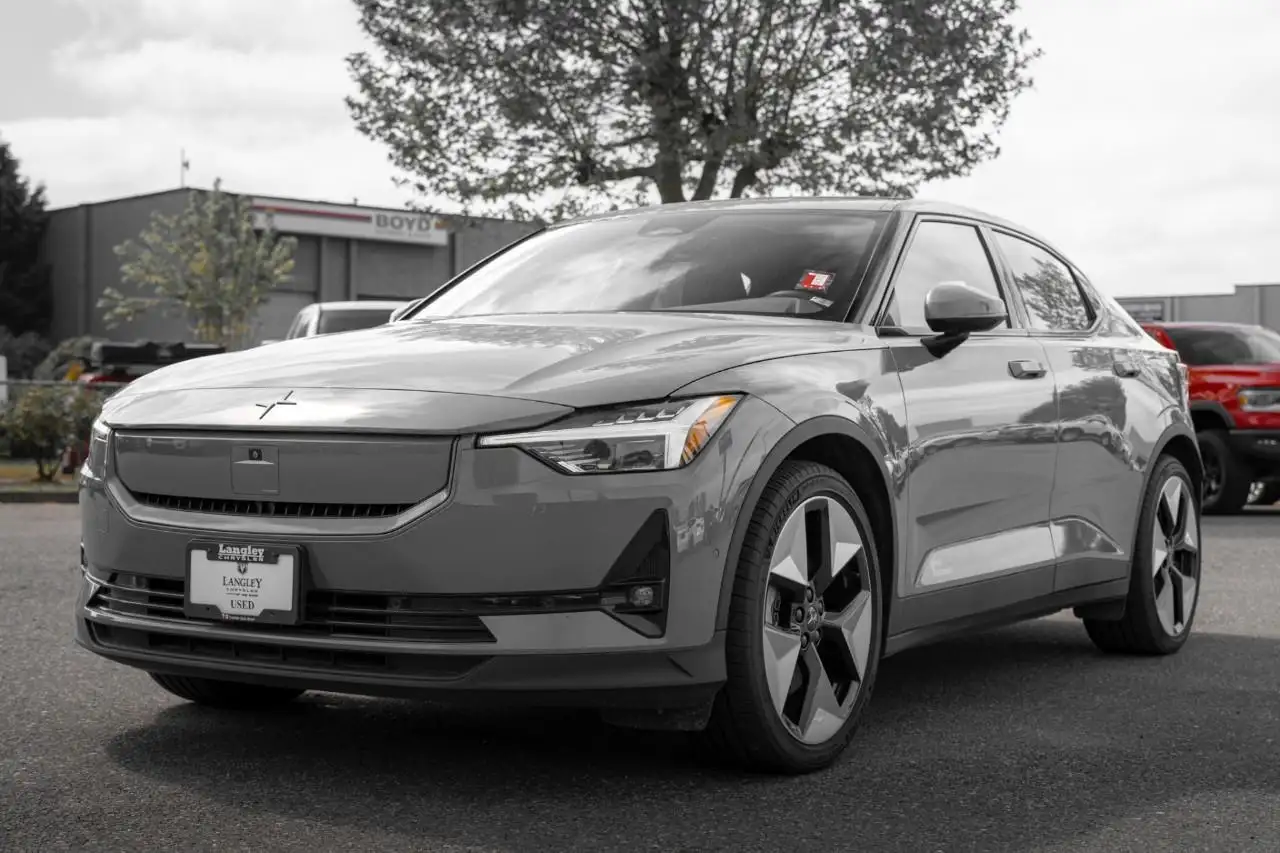 Polestar 2 снимка Polestar 2