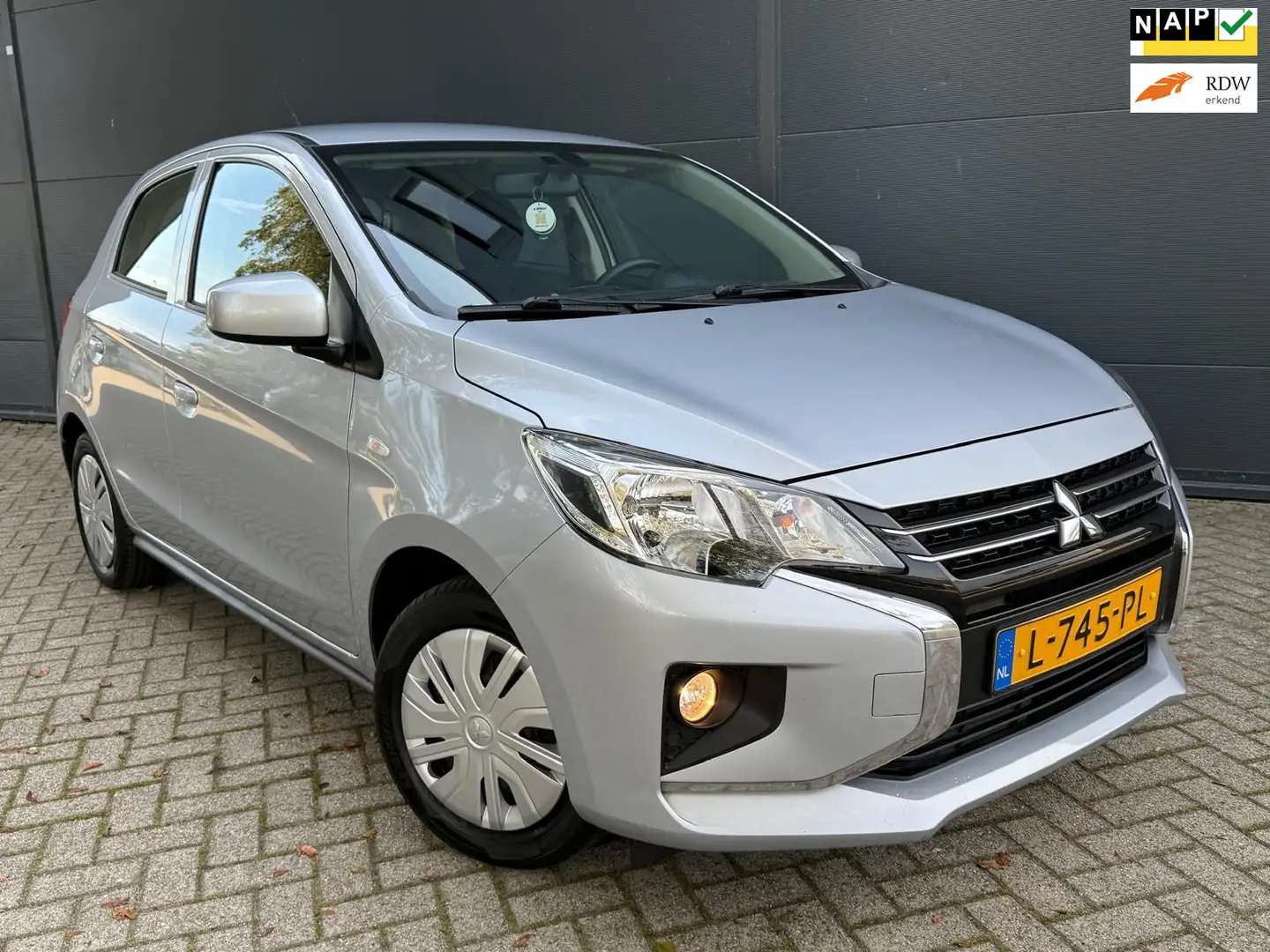 Mitsubishi Space Star 1.2 Cool+/Airco/bluetooth/start stop/1STE EIGENAAR Grau - 1