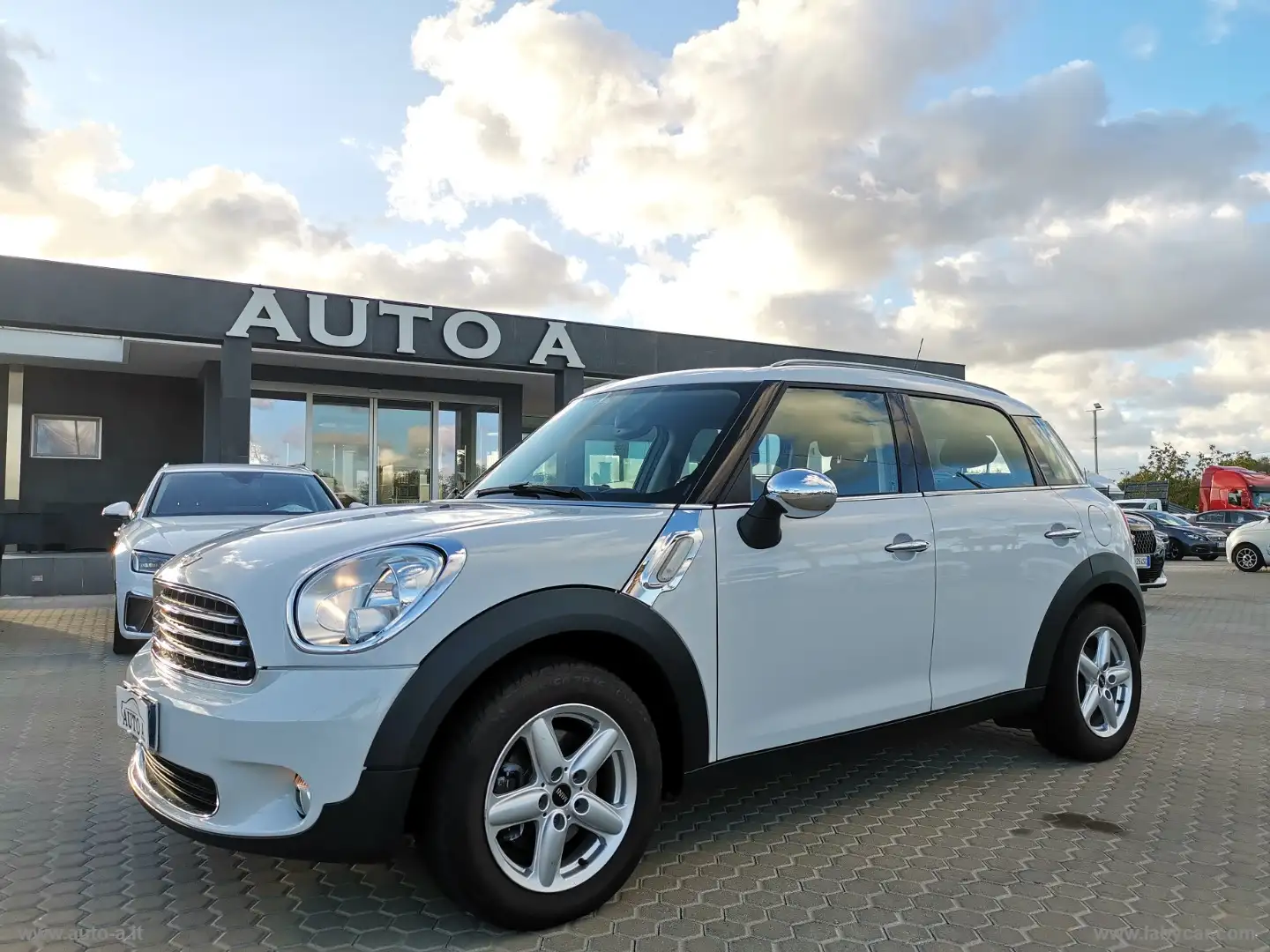 MINI Cooper Countryman Mini One D Countryman Bianco - 1