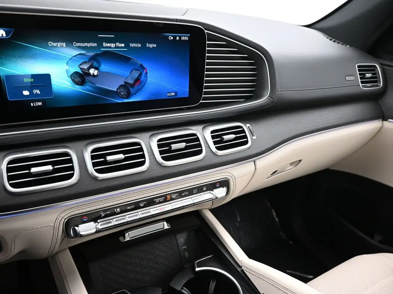 Mercedes-Benz GLE снимка Mercedes-Benz GLE