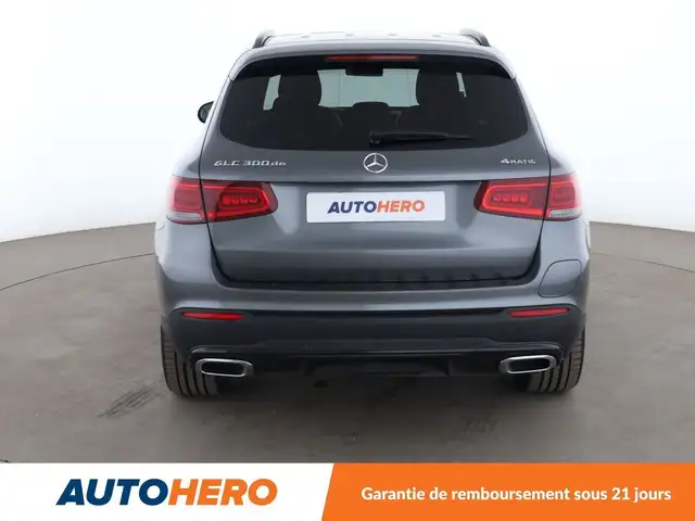 Mercedes-Benz GLC view 5