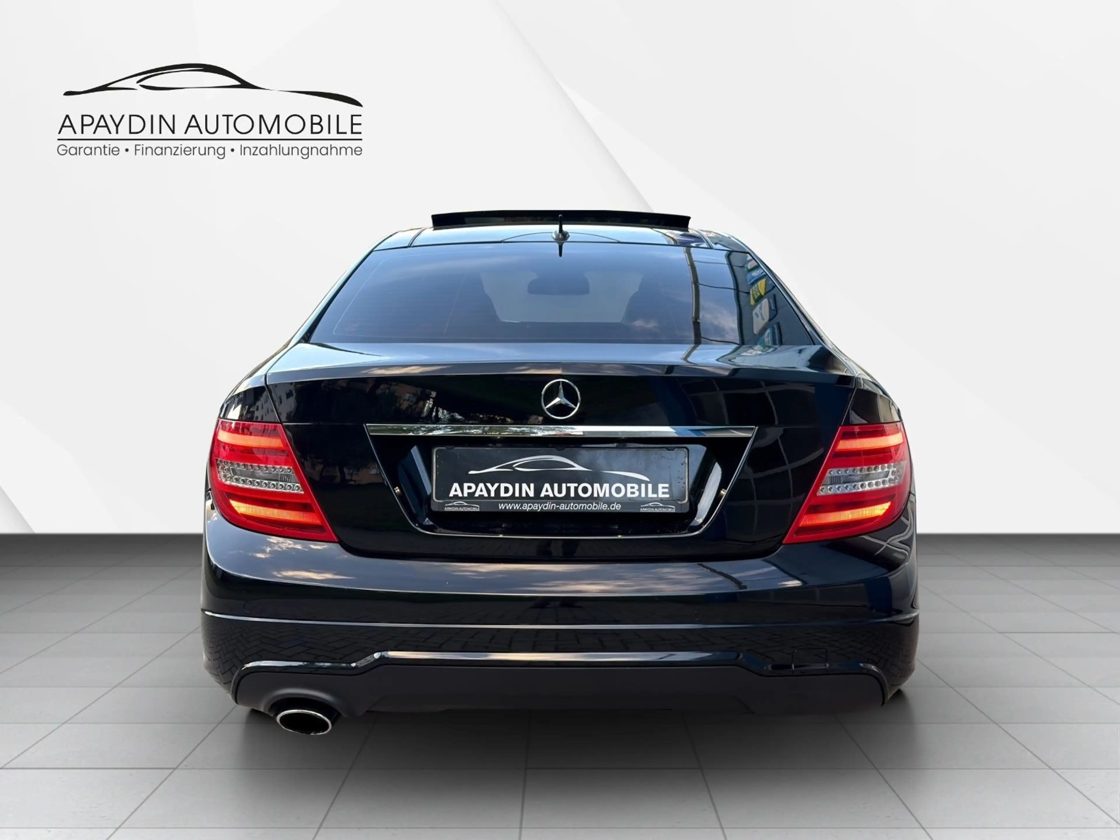 Mercedes-Benz C 180 CGI Coupe AMG-Line 7G/PANO/XENON/AHK/NAVI — photo 4