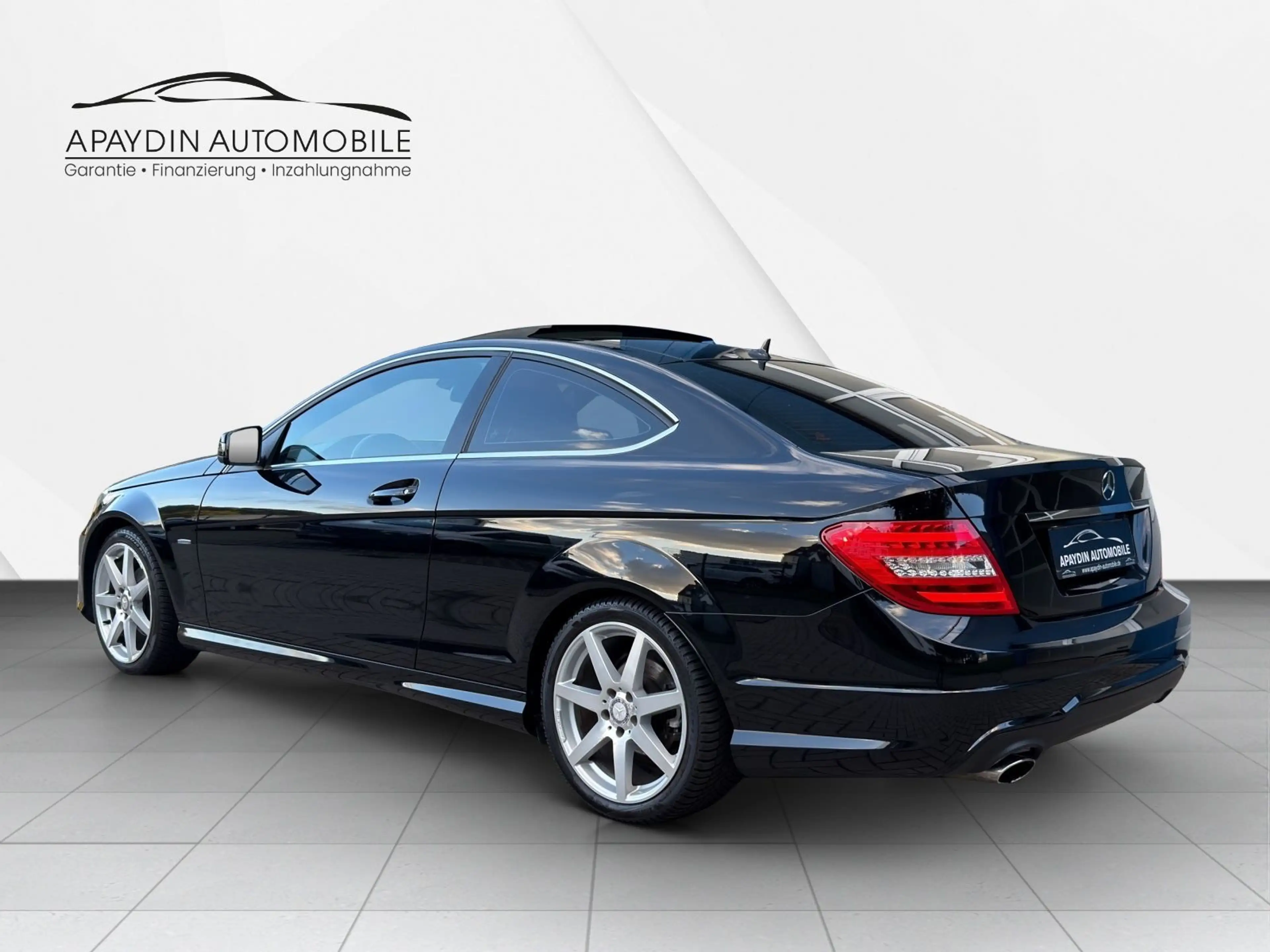 Mercedes-Benz C 180 CGI Coupe AMG-Line 7G/PANO/XENON/AHK/NAVI — photo 3
