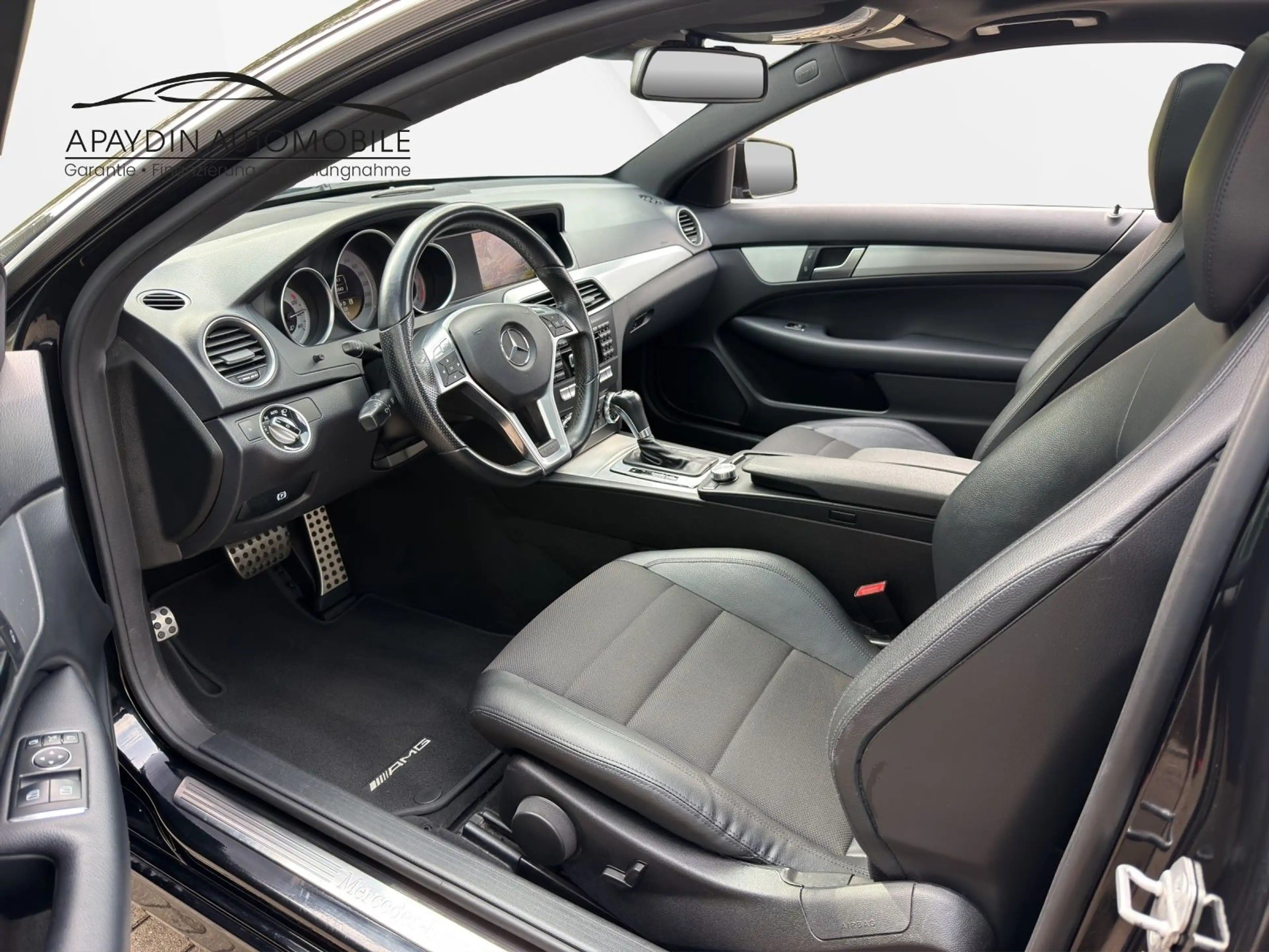 Mercedes-Benz C 180 CGI Coupe AMG-Line 7G/PANO/XENON/AHK/NAVI — photo 14