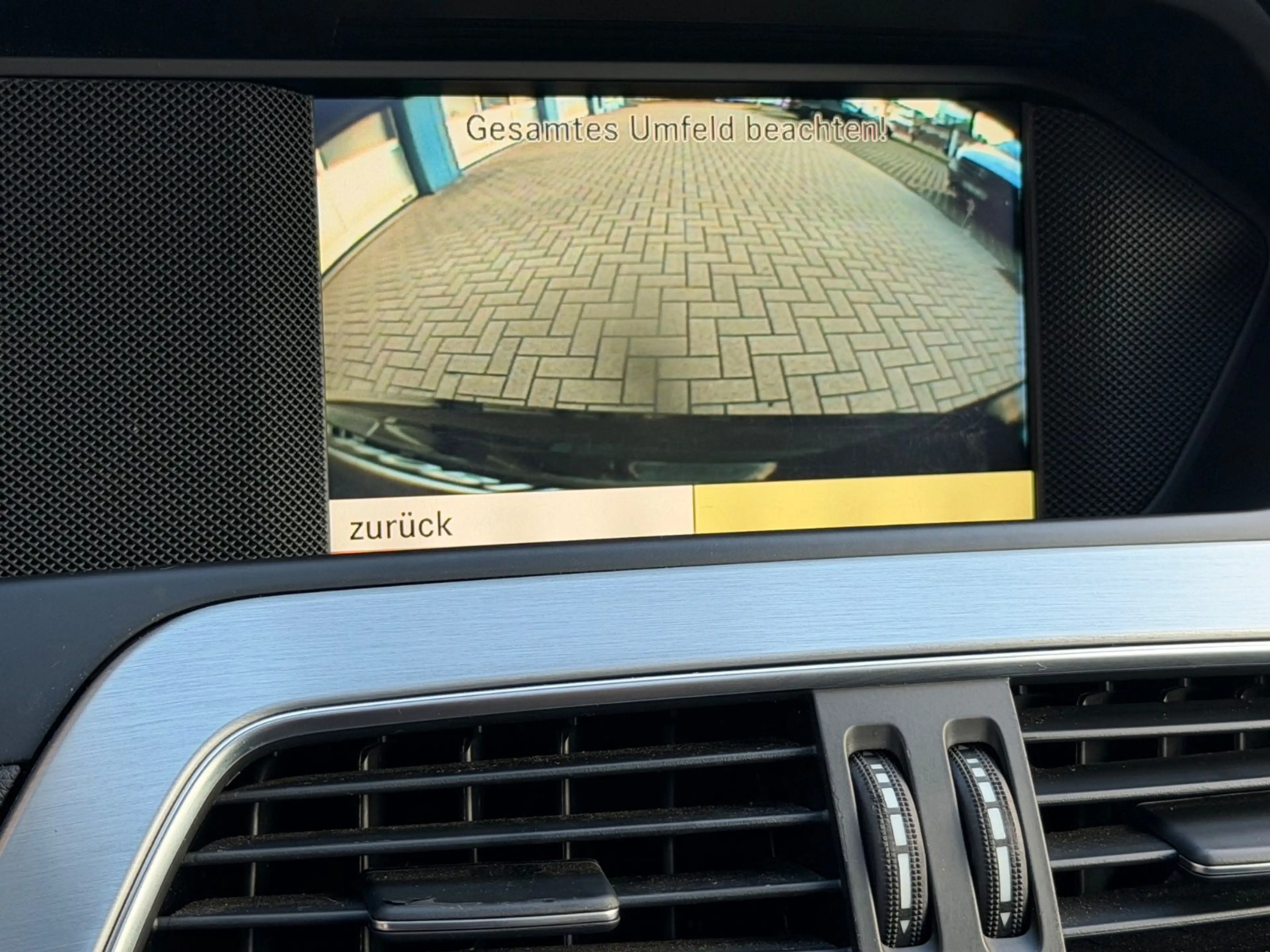 Mercedes-Benz C 180 CGI Coupe AMG-Line 7G/PANO/XENON/AHK/NAVI — photo 34