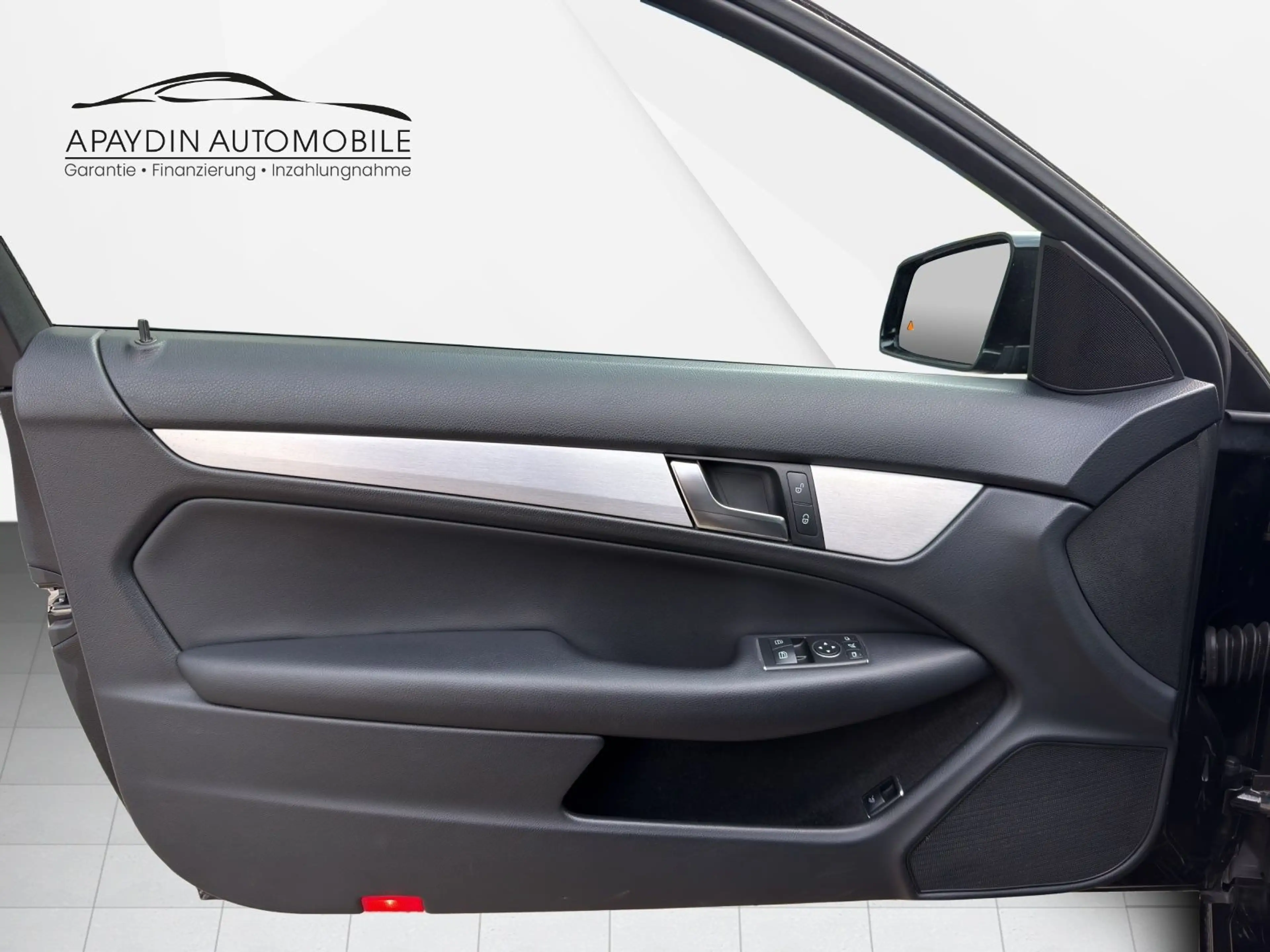 Mercedes-Benz C 180 CGI Coupe AMG-Line 7G/PANO/XENON/AHK/NAVI — photo 22