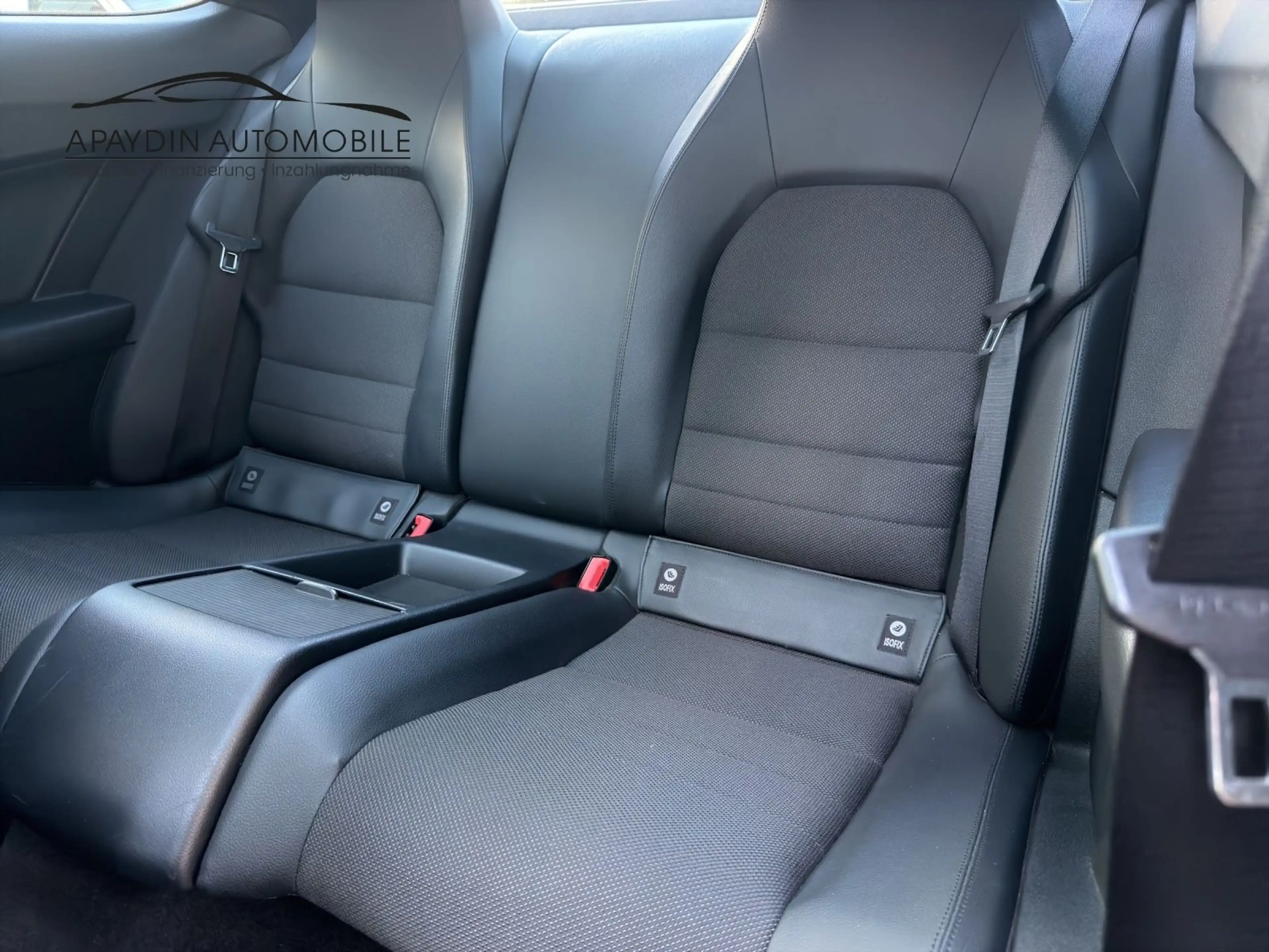 Mercedes-Benz C 180 CGI Coupe AMG-Line 7G/PANO/XENON/AHK/NAVI — photo 27