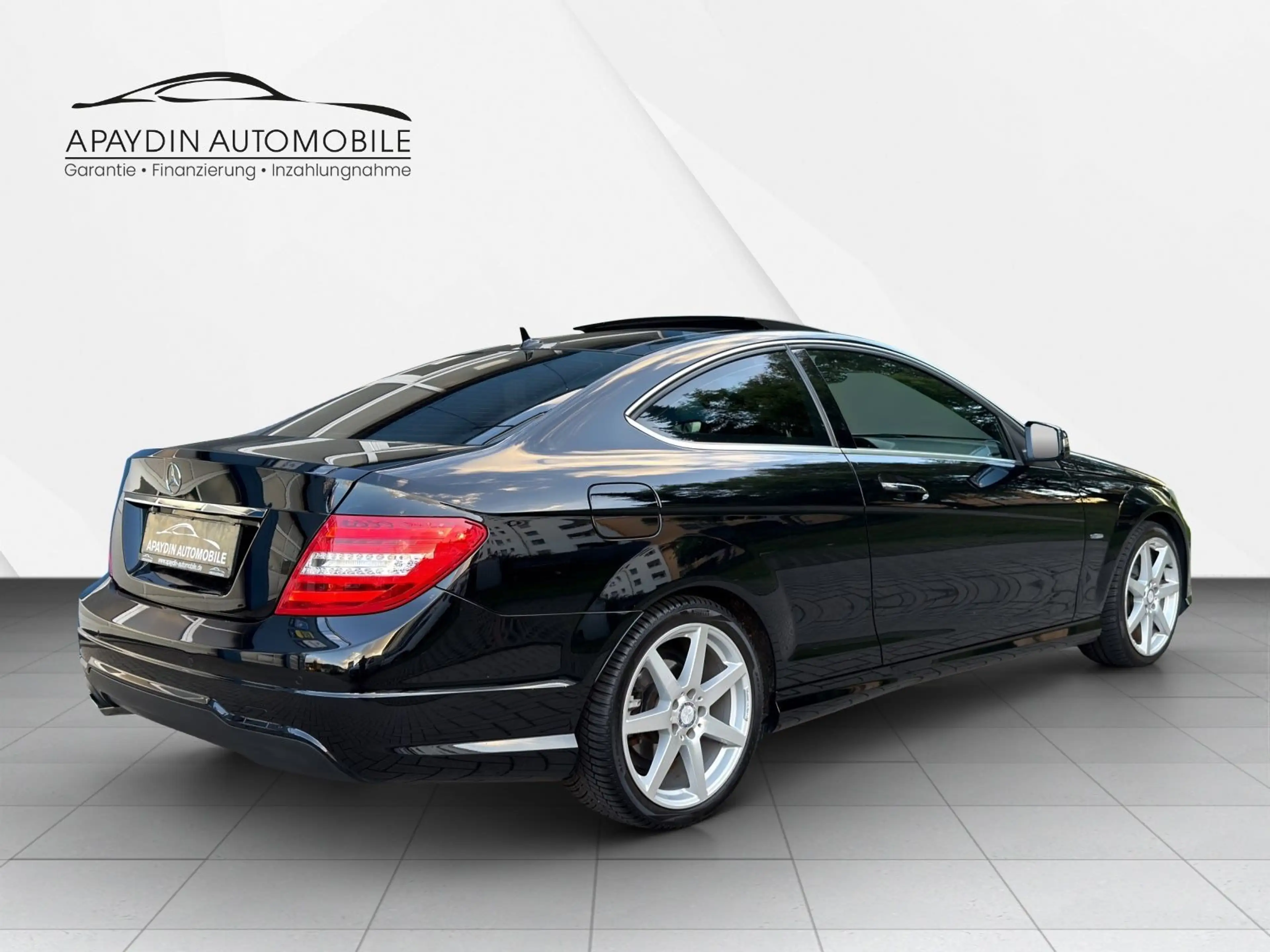 Mercedes-Benz C 180 CGI Coupe AMG-Line 7G/PANO/XENON/AHK/NAVI — photo 5