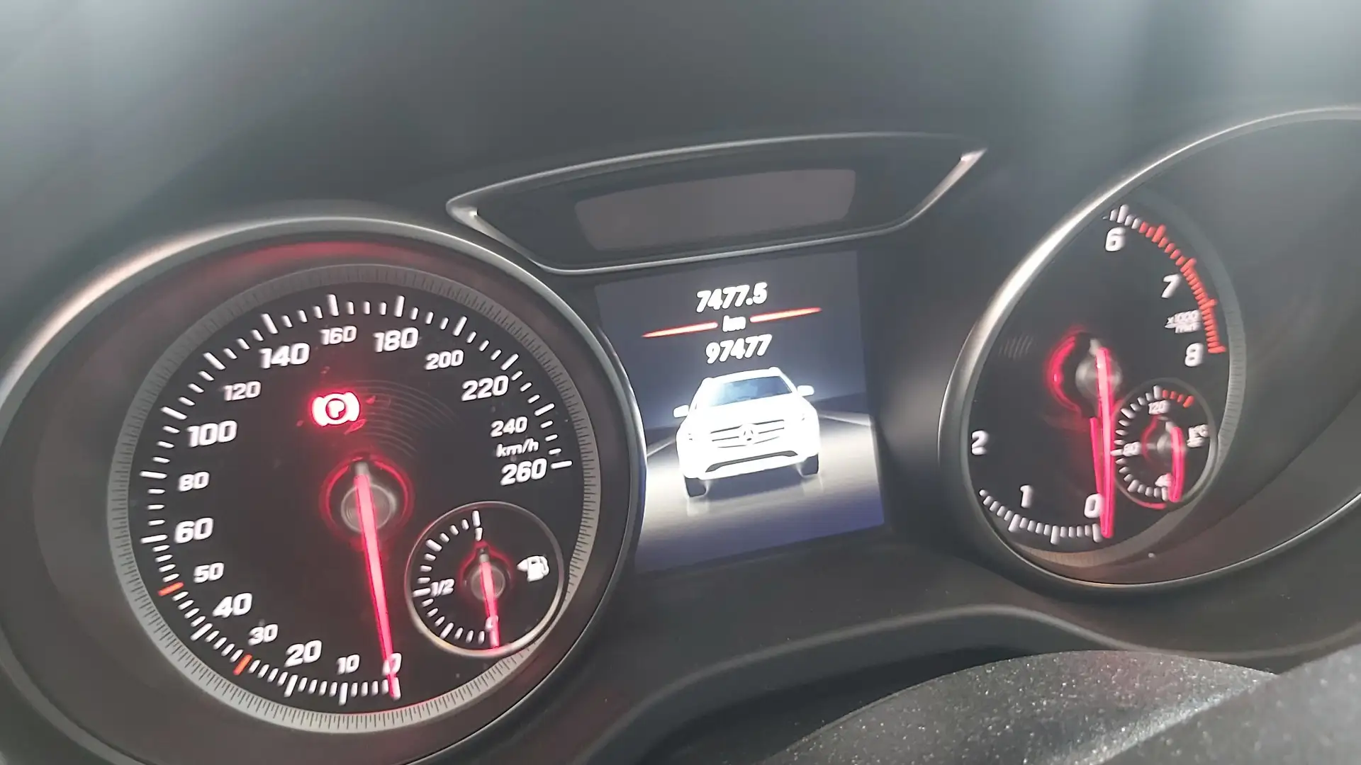 Mercedes-Benz GLA 180 Sport auto - 1