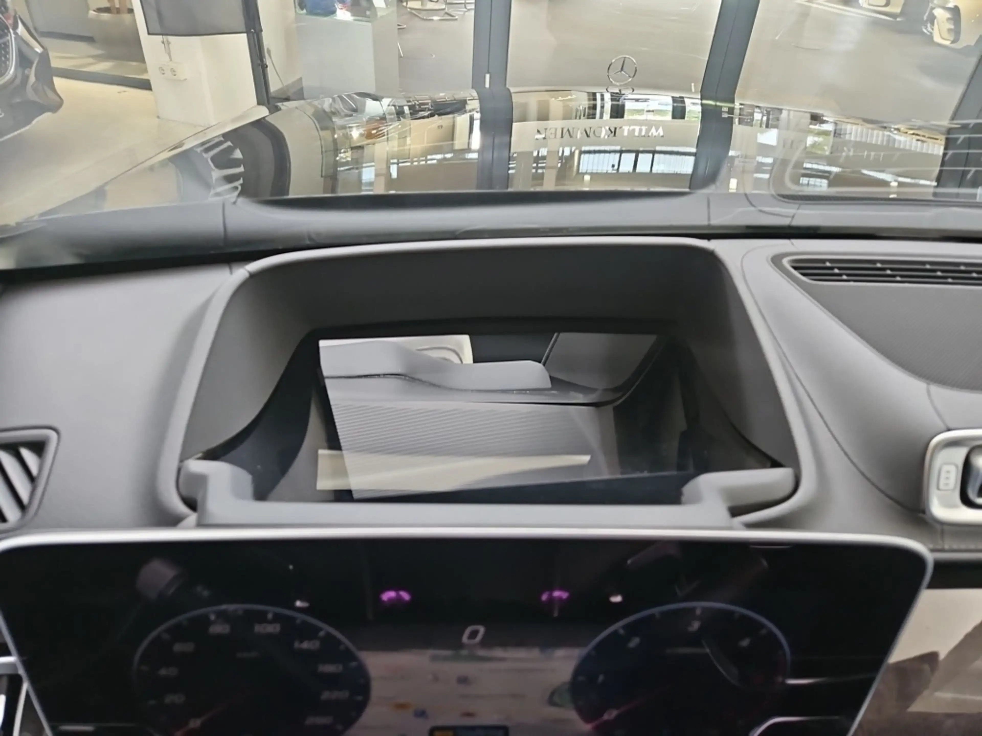 Mercedes-Benz S 400 d 4M lang AMG SDHZ Massage 3D Chauffeur TV — photo 15
