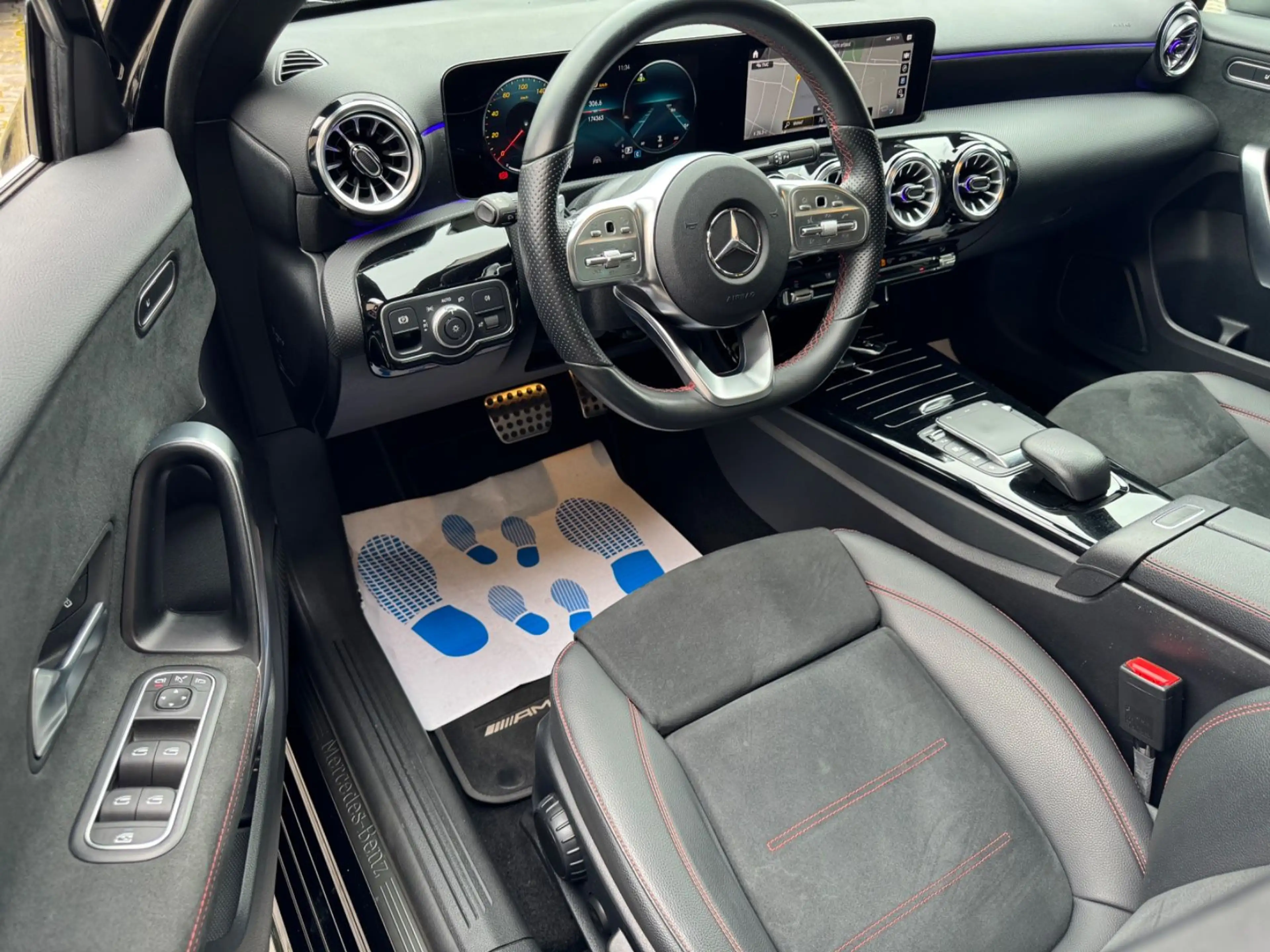 Mercedes-Benz A 200 d 8G-DCT "AMG Line" Pano/MBUX/LED/1.Hd. — photo 9
