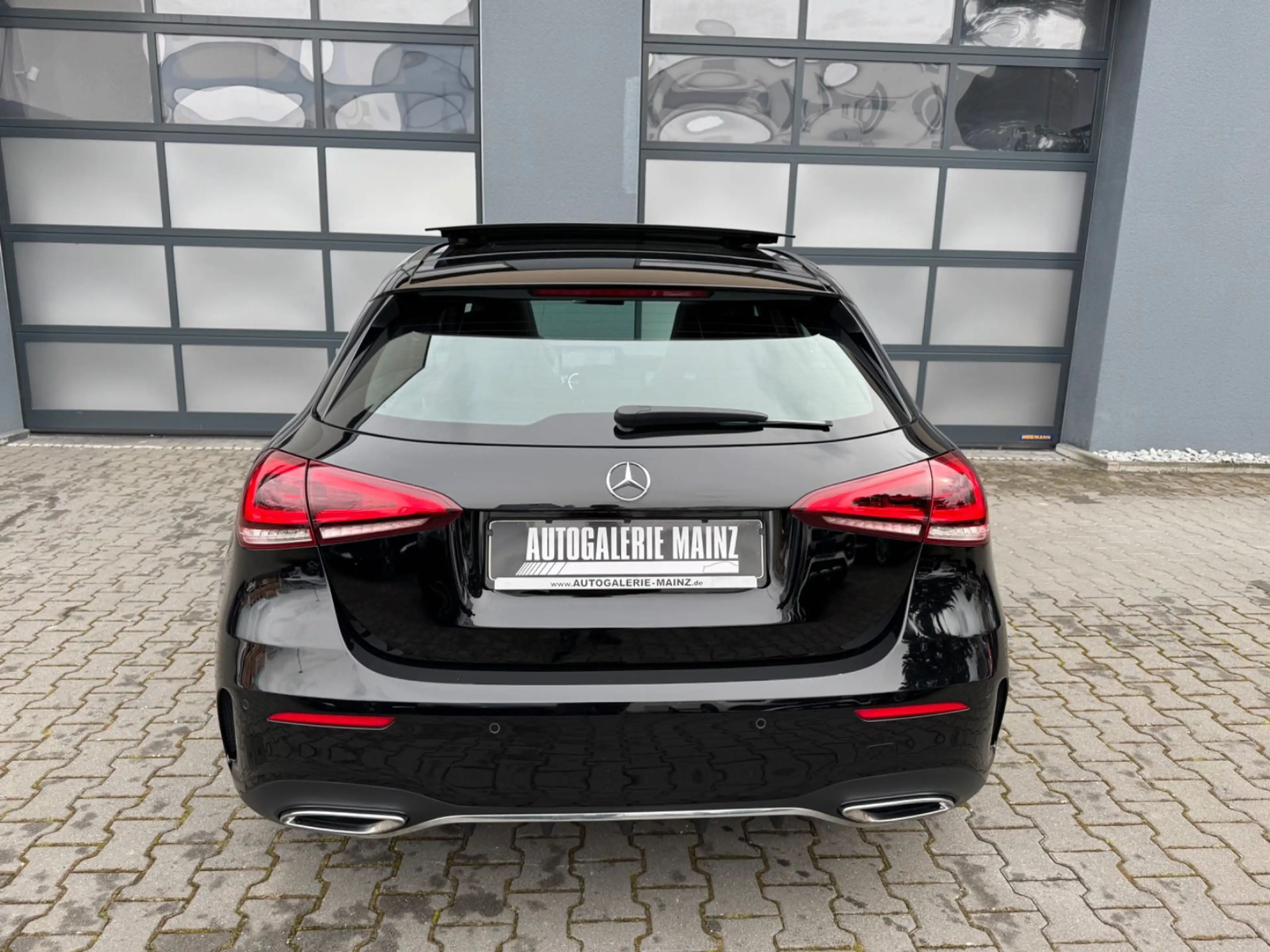 Mercedes-Benz A 200 d 8G-DCT "AMG Line" Pano/MBUX/LED/1.Hd. — photo 5