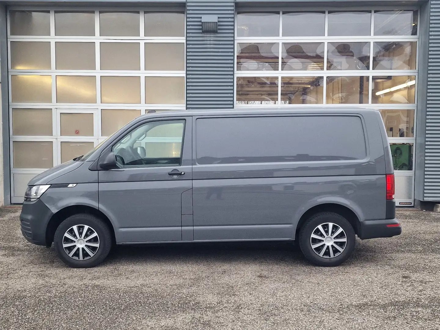 Volkswagen T6 Transporter T6.1 Transporter EcoProfi FWD Grau - 2