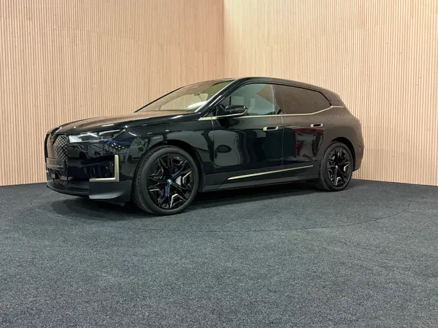 BMW iX iX xDrive50| AHK| DAB| BLACK&BRONZE| Harman/Kardon