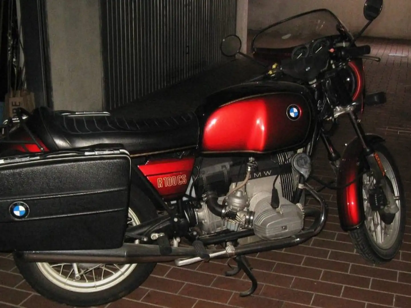 BMW R 100 Červená - 2