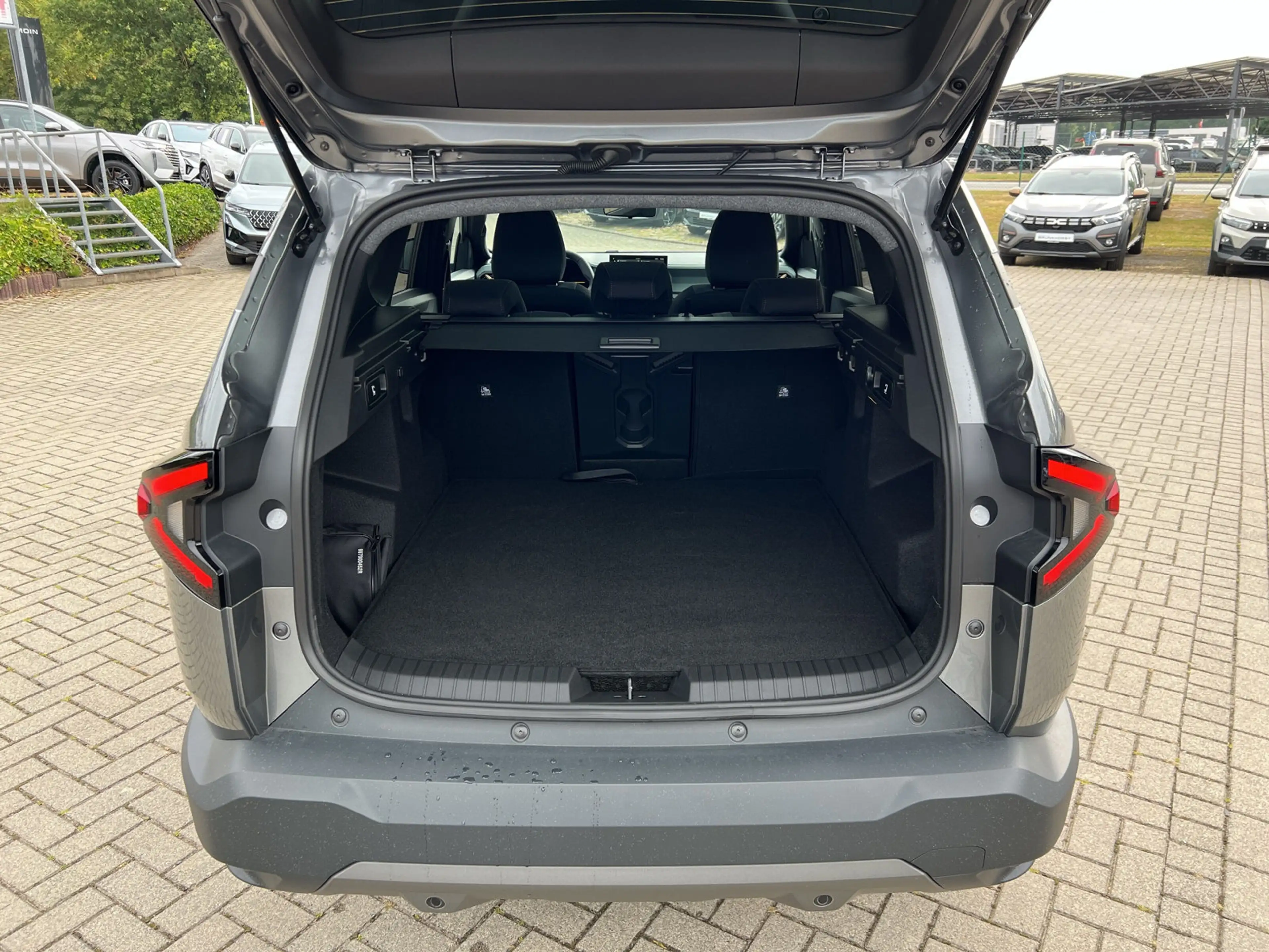 Dacia Bigster hybrid-G 150 4x4 Extreme SHZ+NAVI+RFK — photo 15