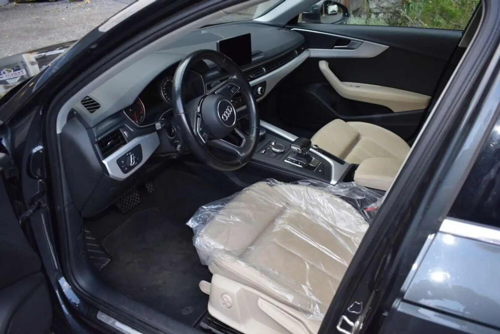 Audi A4 2,0 TDI Design S-tronic AVANT PICKERL NEU Schwarz - 2